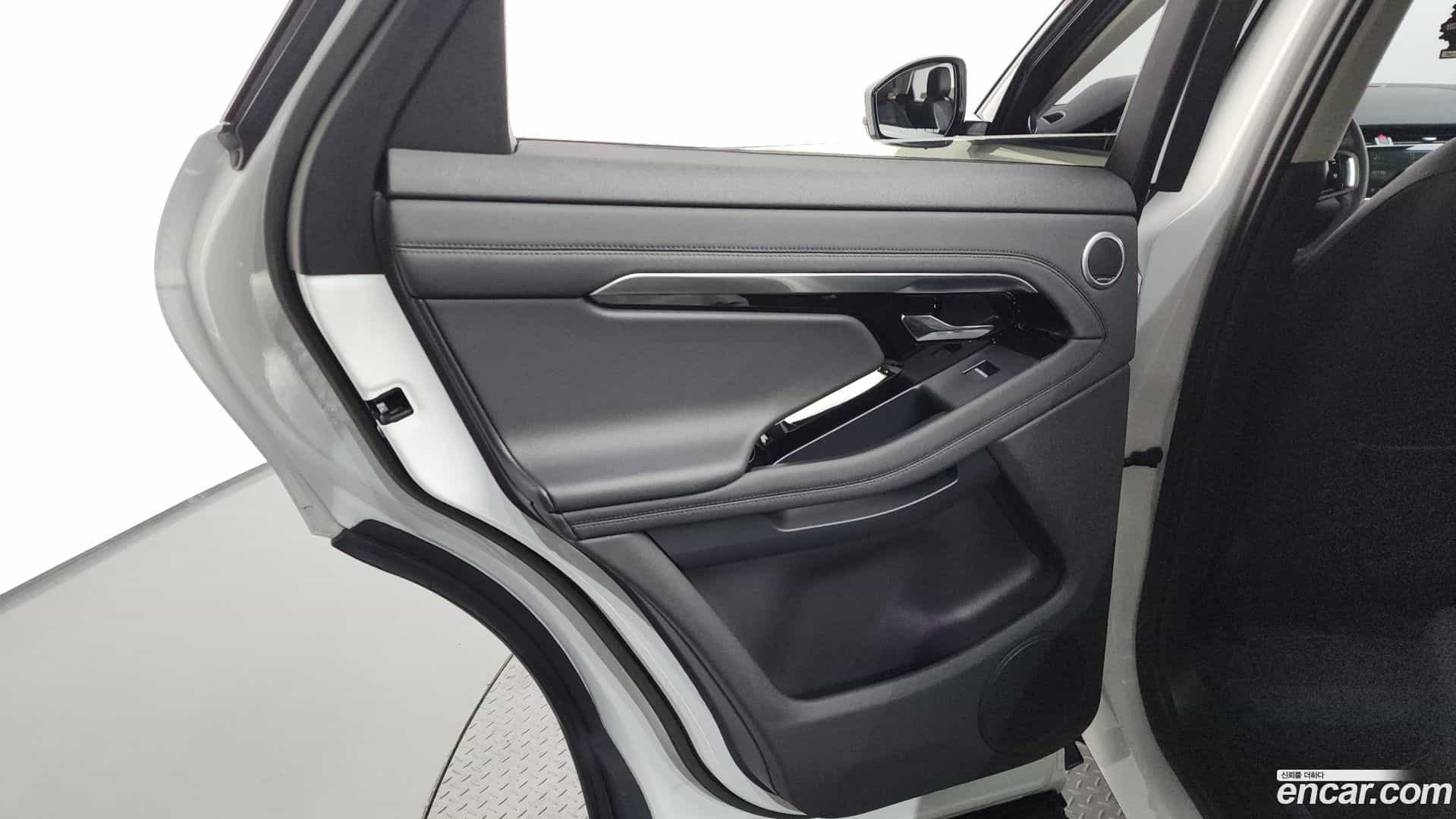 Range Rover Evoque Land Rover 2023.5-INNER-035