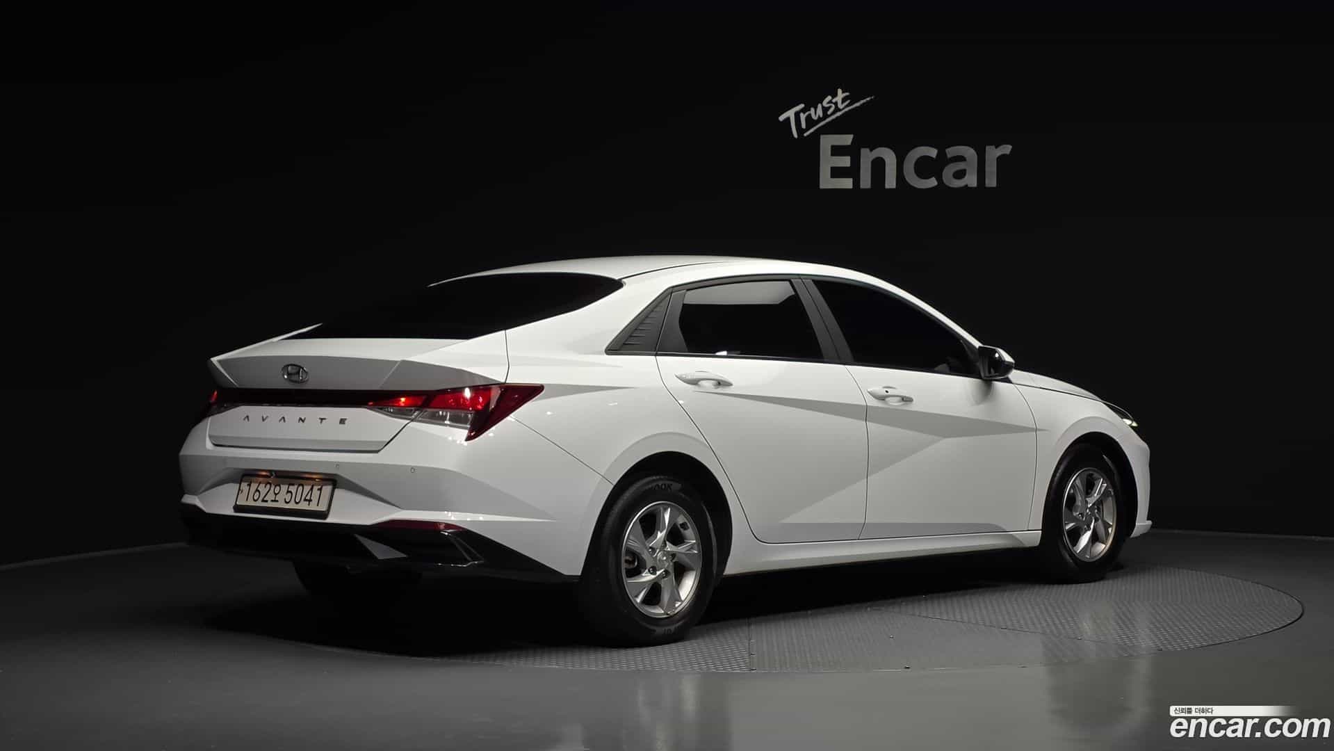 AVANTE Hyundai 2022.2-OUTER-002