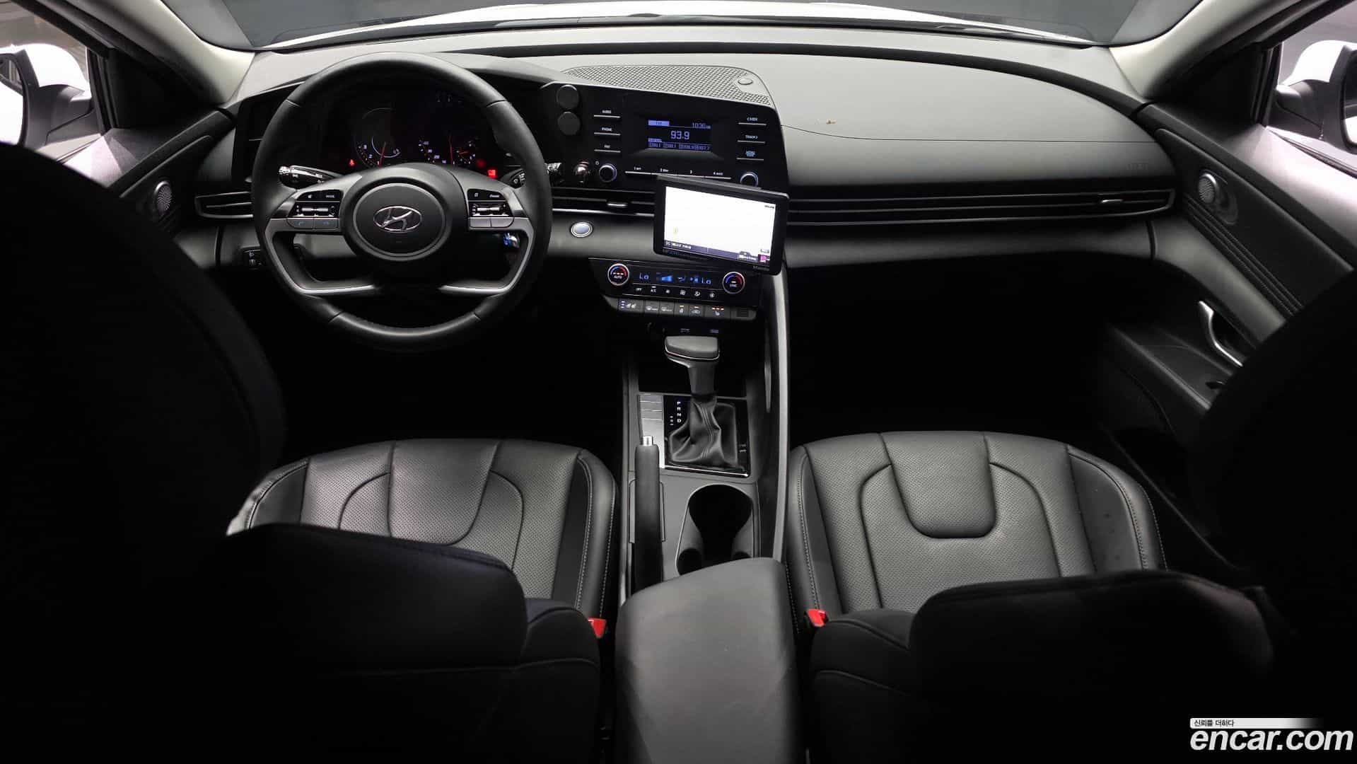 AVANTE Hyundai 2022.2-INNER-007
