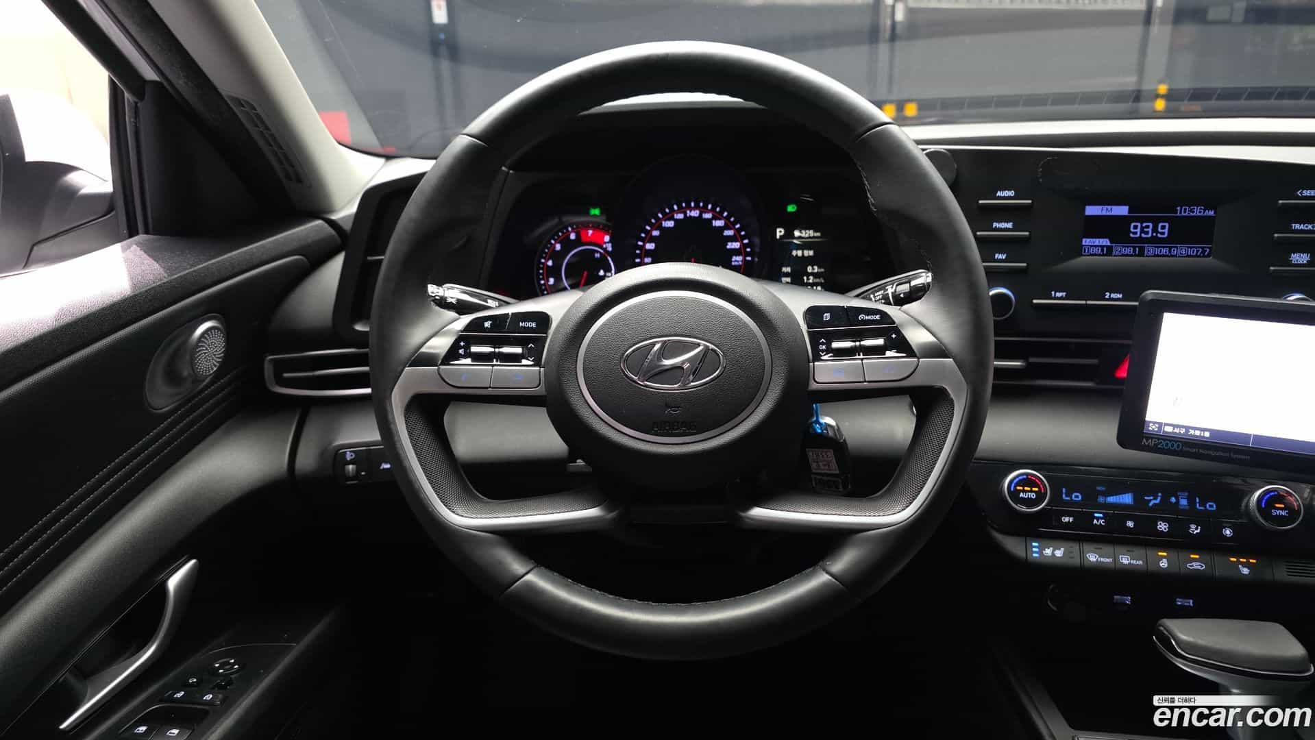 AVANTE Hyundai 2022.2-OPTION-017