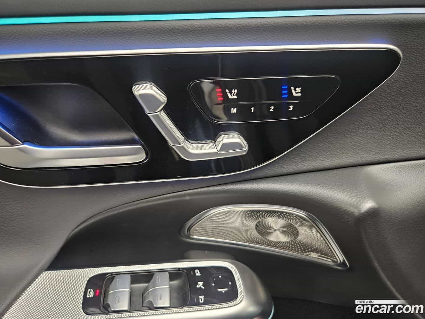 E-Class Mercedes-Benz 2025.7-OPTION-018