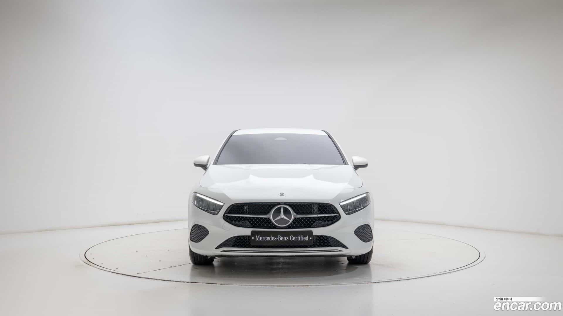 A-Class Mercedes-Benz 2024.8-OPTION-016
