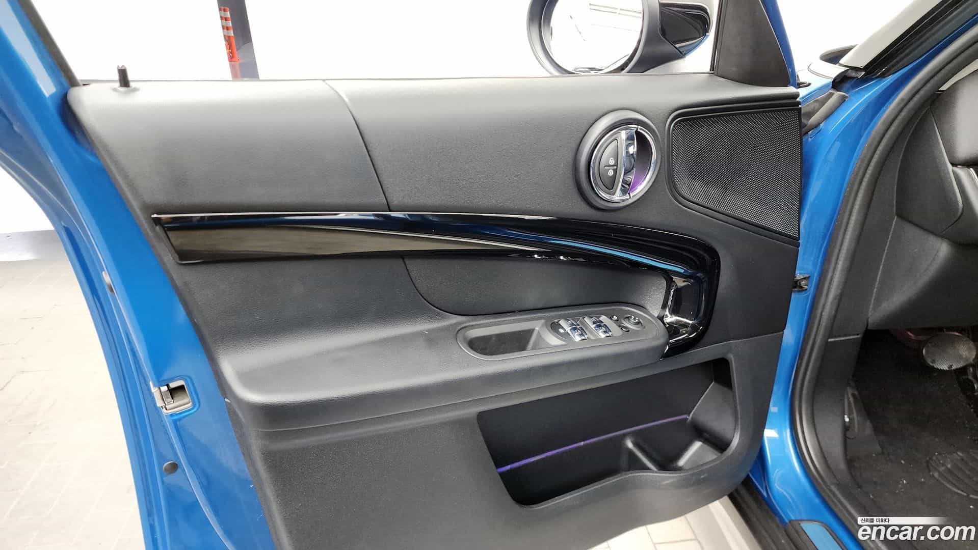 Countryman Mini 2023.5-INNER-034