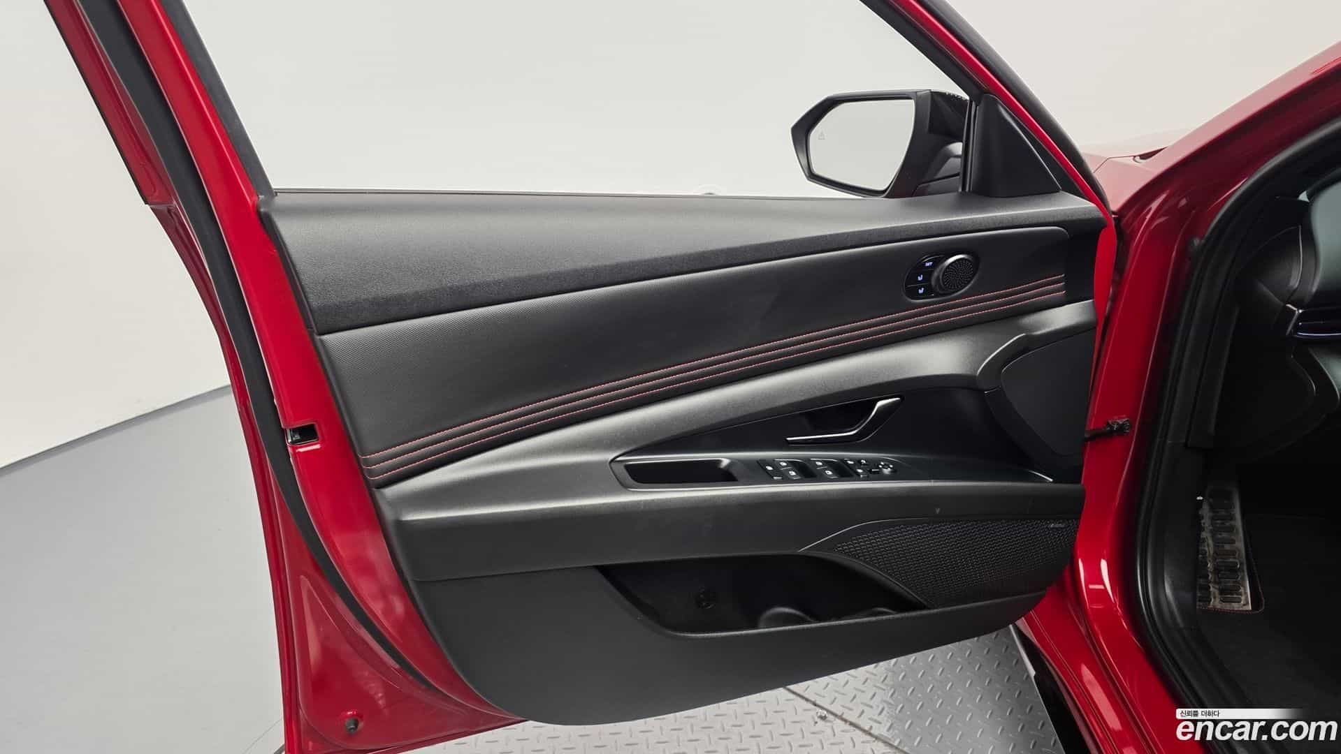 AVANTE Hyundai 2023.1-INNER-034