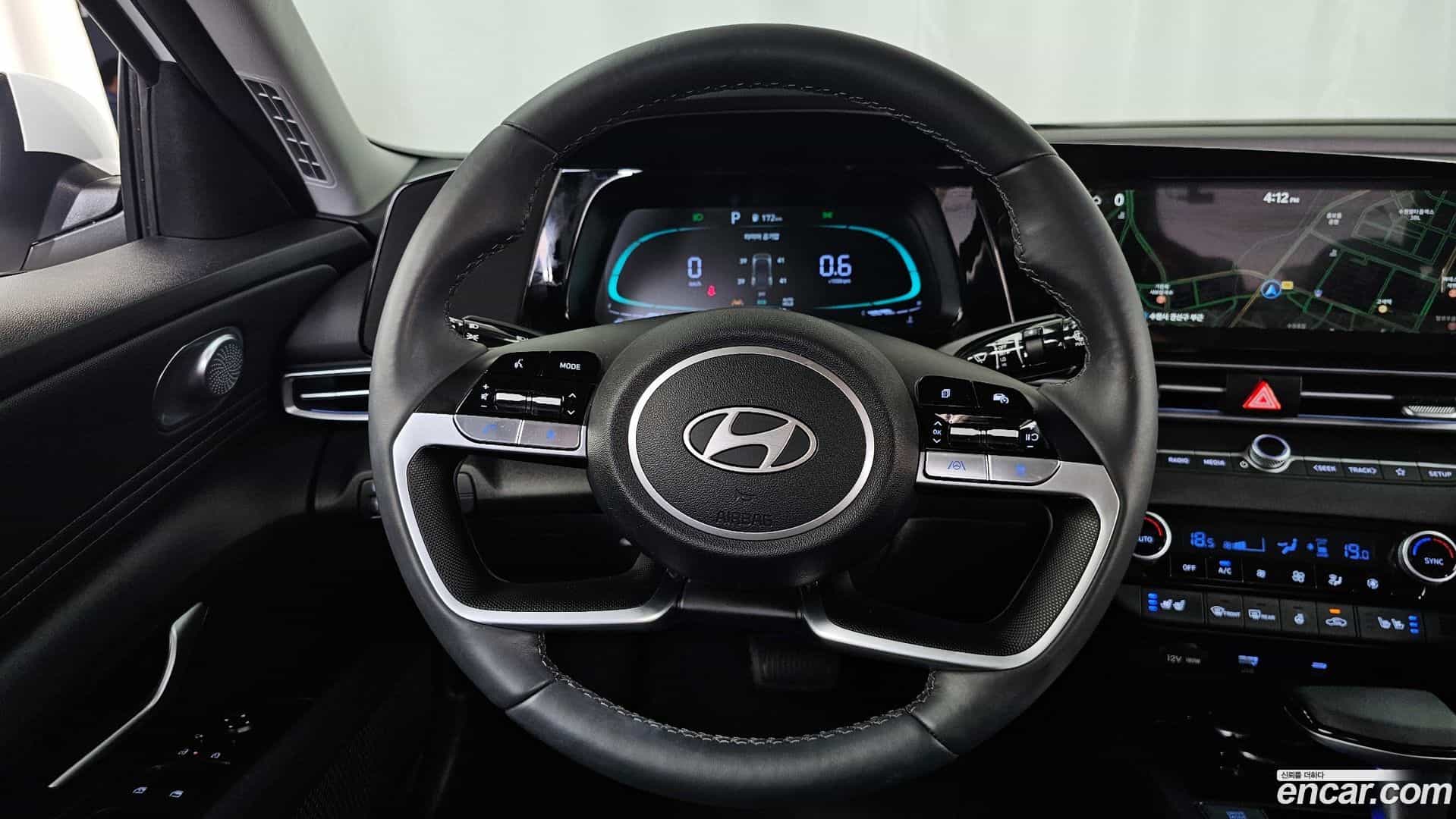 AVANTE Hyundai 2025.9-OPTION-017