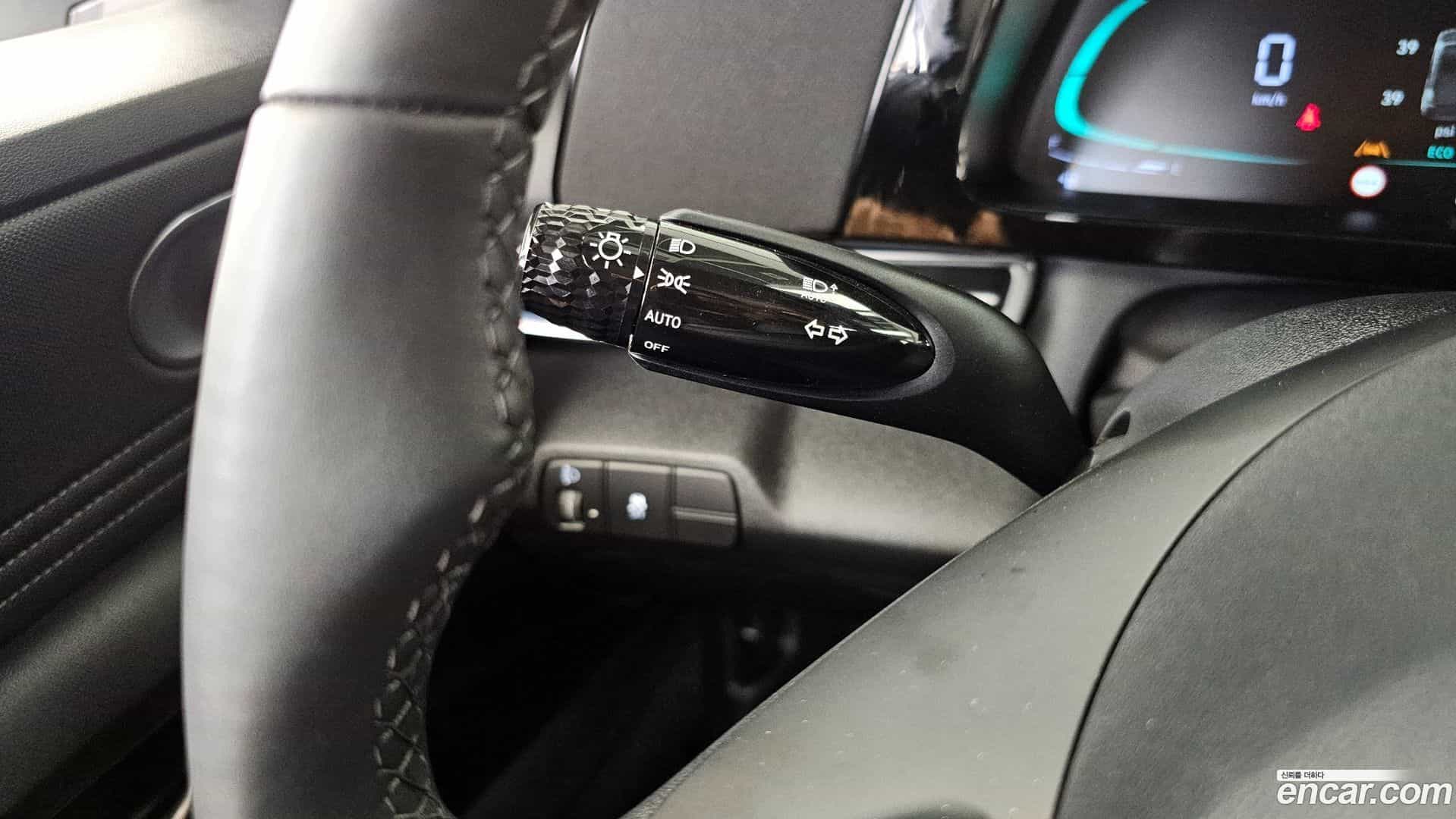 AVANTE Hyundai 2025.9-OPTION-018