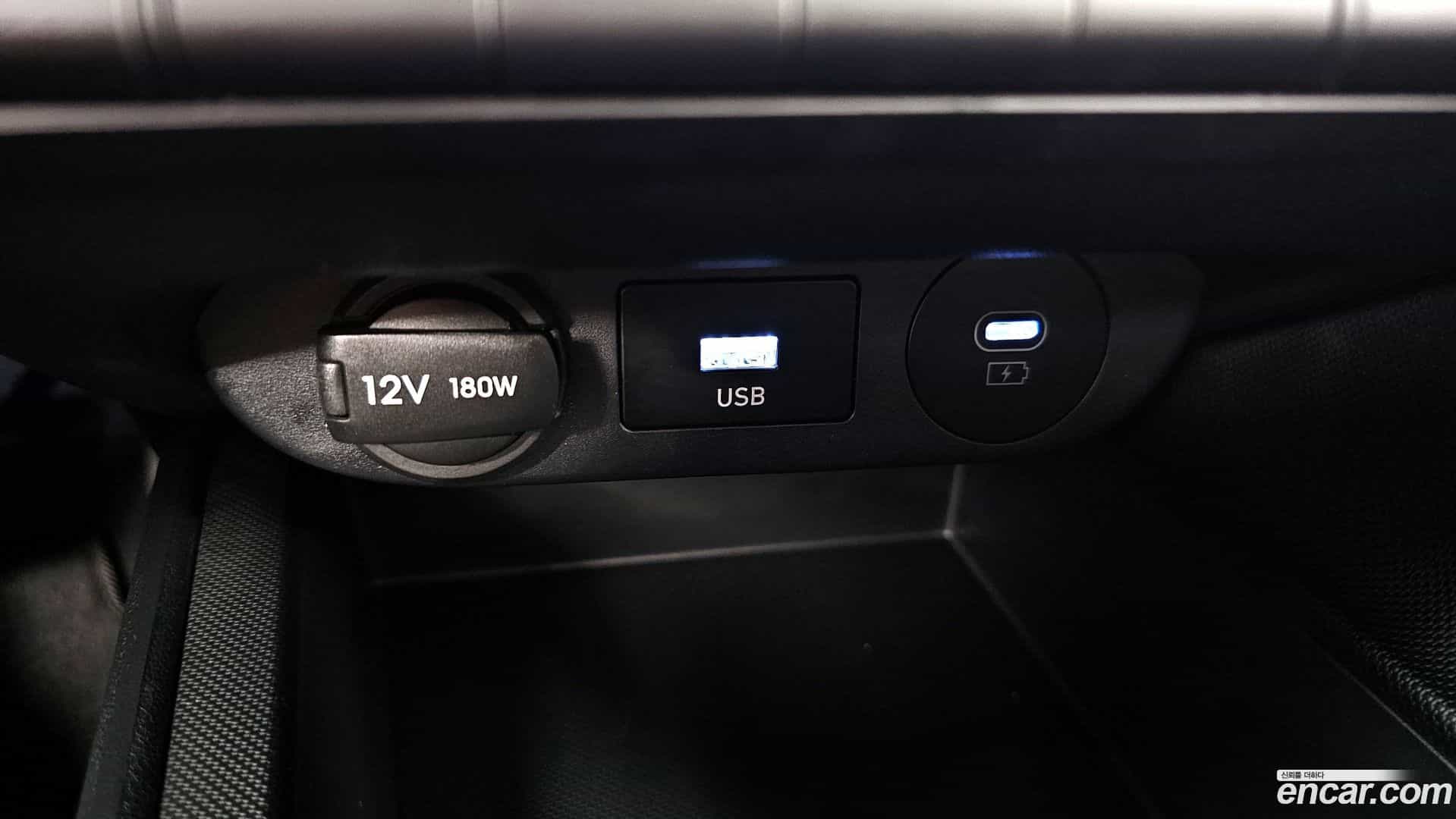 AVANTE Hyundai 2025.9-OPTION-041