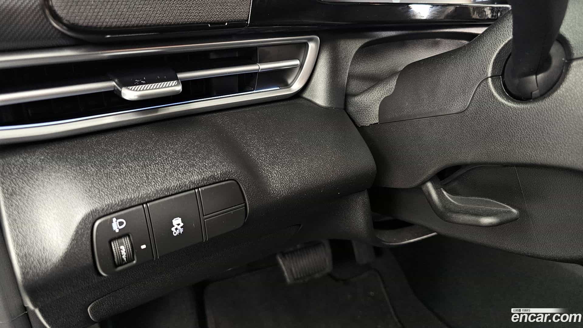 AVANTE Hyundai 2025.9-OPTION-044