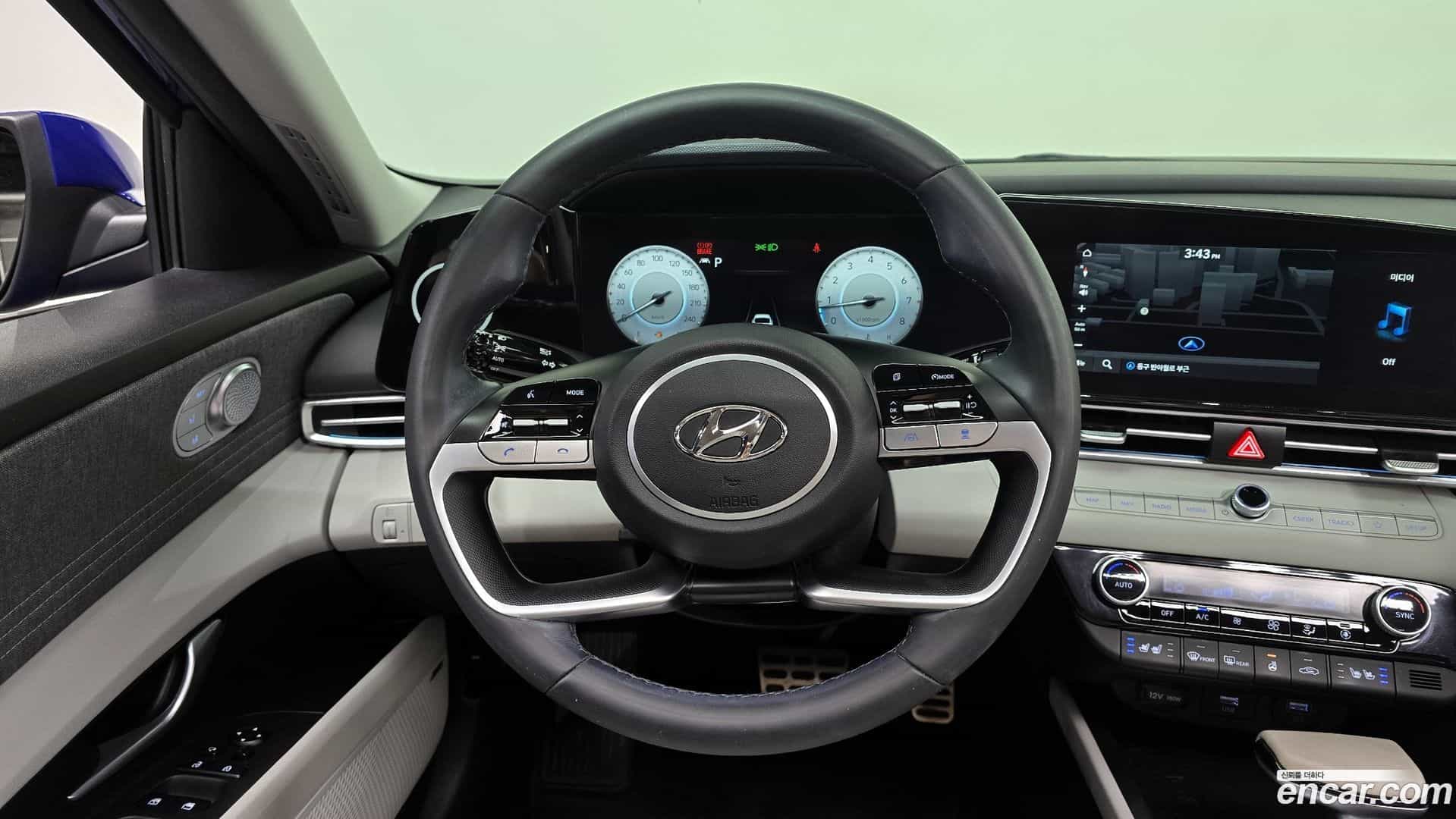 AVANTE Hyundai 2022.2-OPTION-017