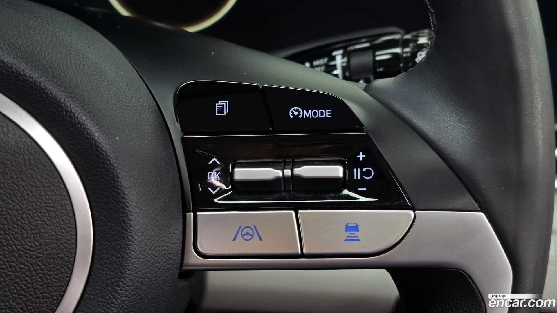 AVANTE Hyundai 2022.2-OPTION-018