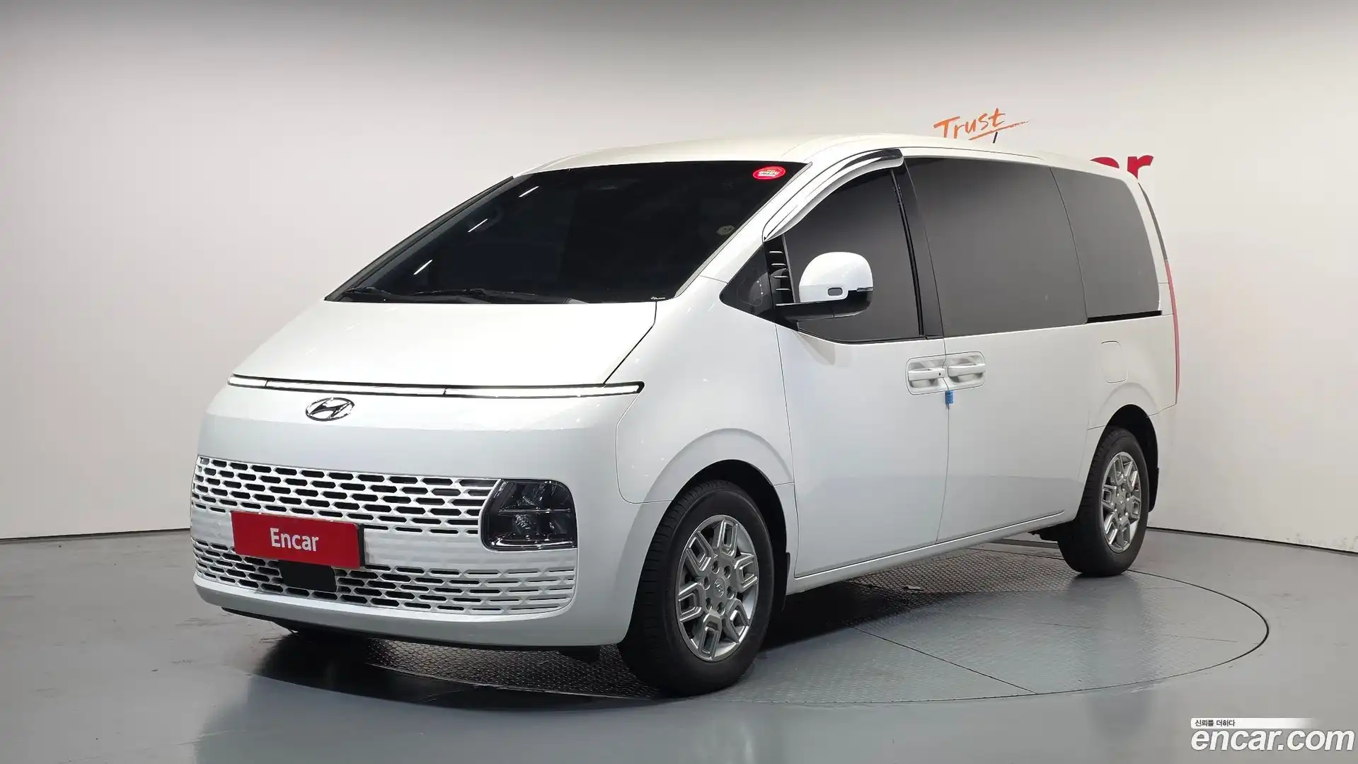 Staria Hyundai 2024.1-OUTER-001