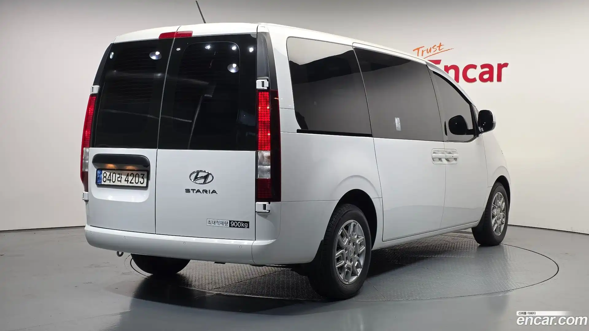 Staria Hyundai 2024.1-OUTER-002