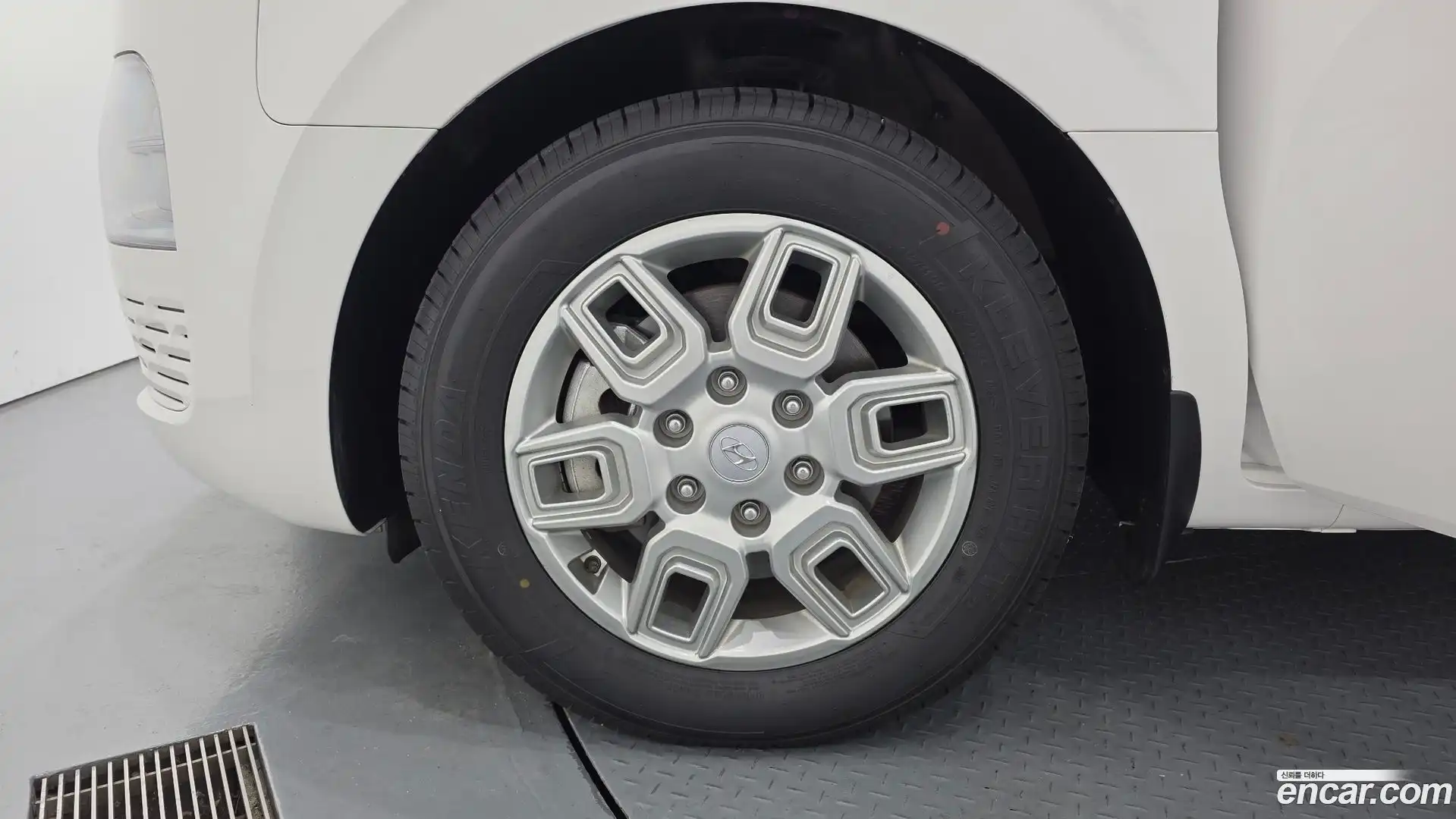 Staria Hyundai 2024.1-OUTER-005