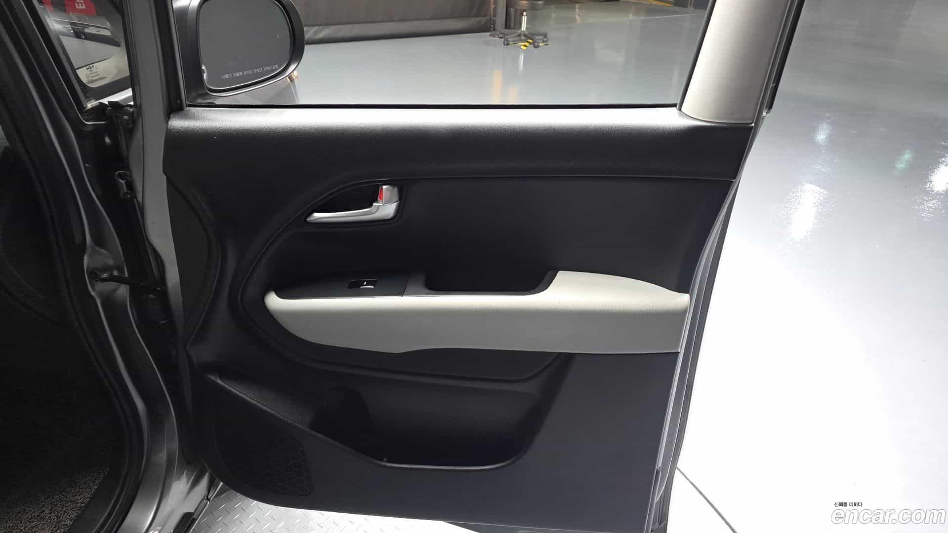 RAY Kia 2023.10-INNER-034