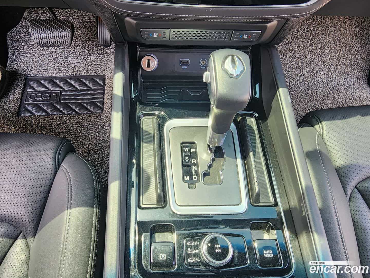 Rexton KG Mobility 2020.2-INNER-009
