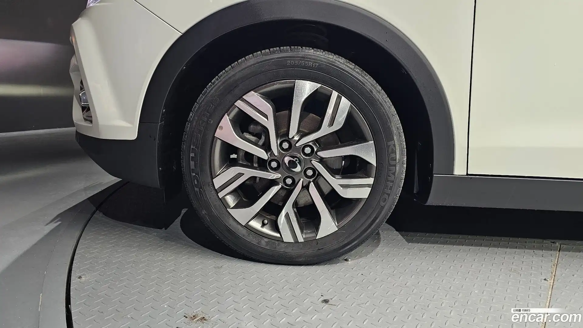 TIBOLI KG Mobility 2018.7-OUTER-005