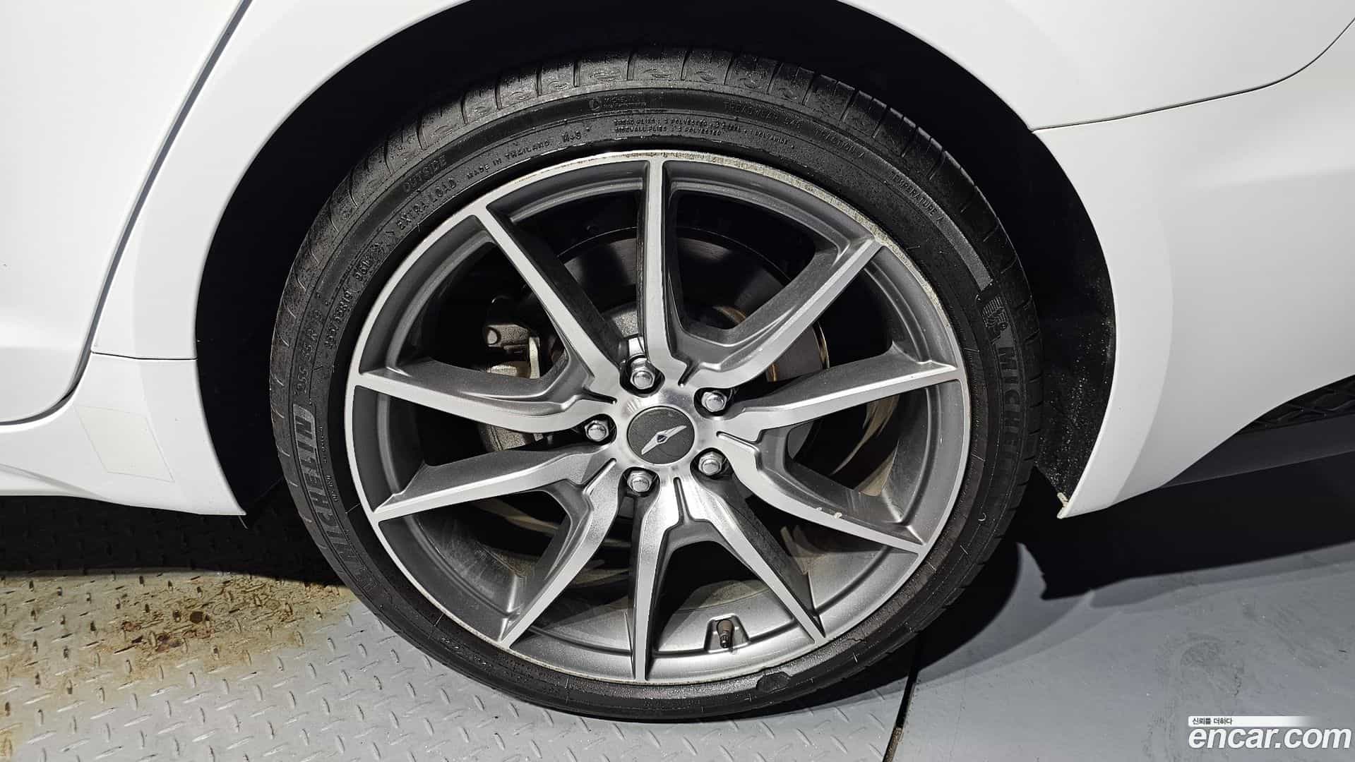 G70 Genesis 2022.11-OUTER-031