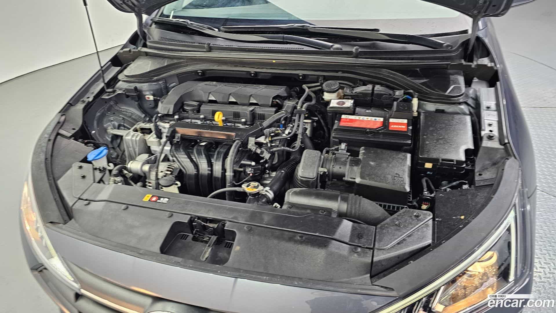 AVANTE Hyundai 2019.0-OUTER-006