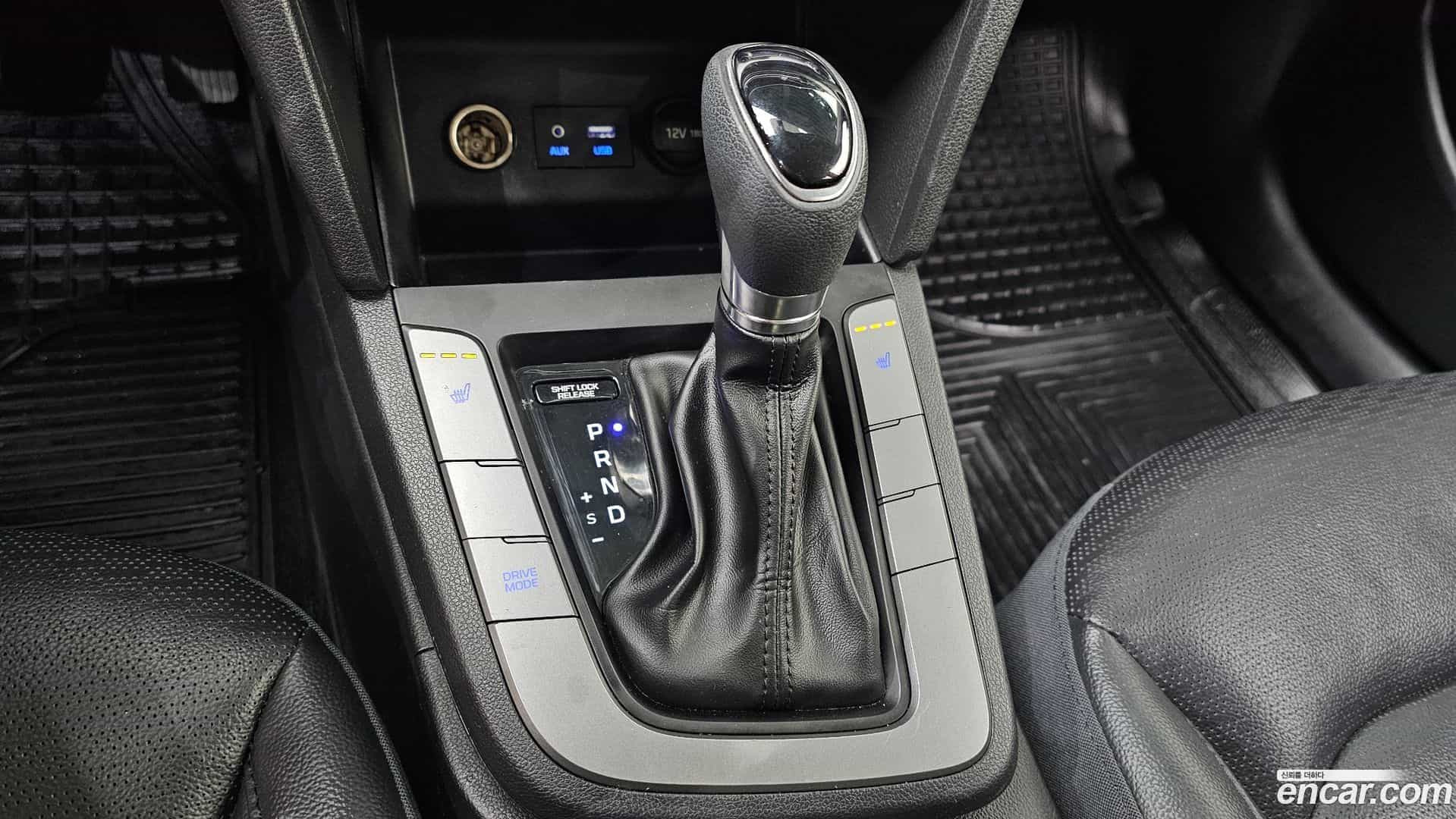 AVANTE Hyundai 2019.0-INNER-009