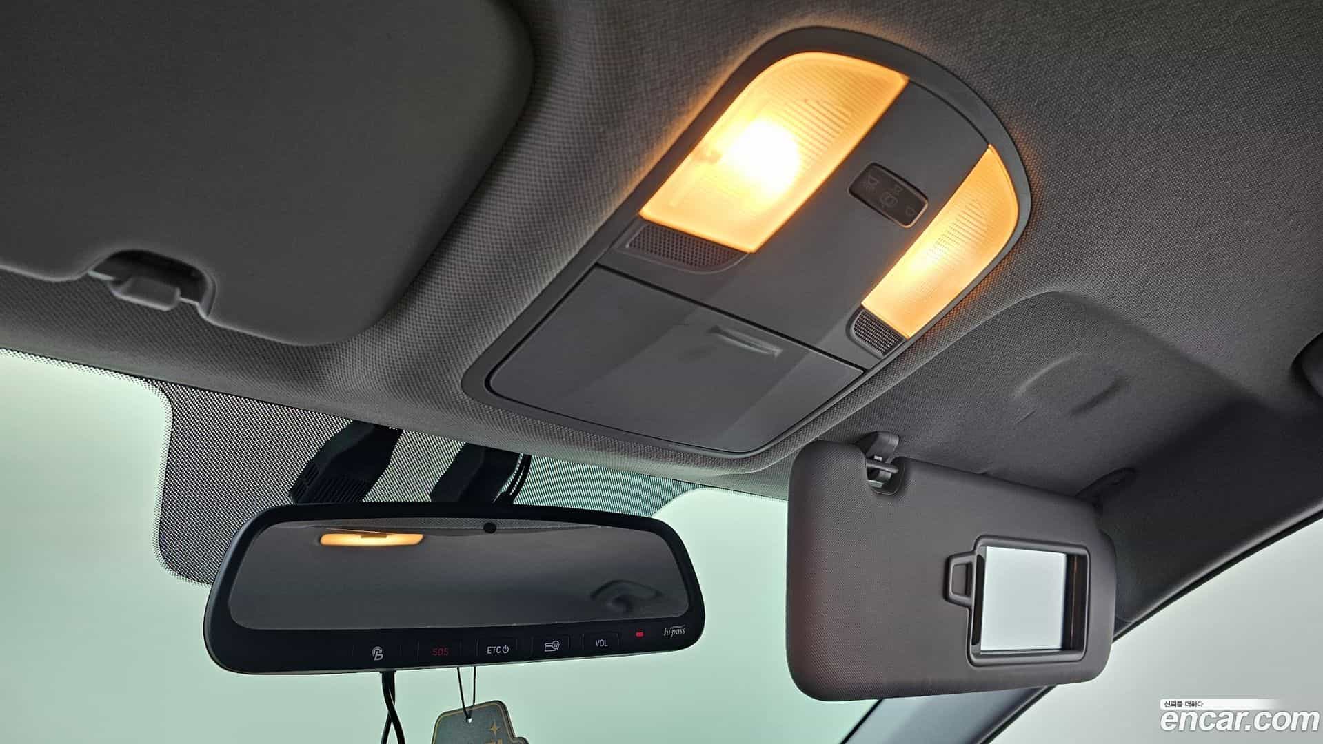 AVANTE Hyundai 2019.0-OPTION-040