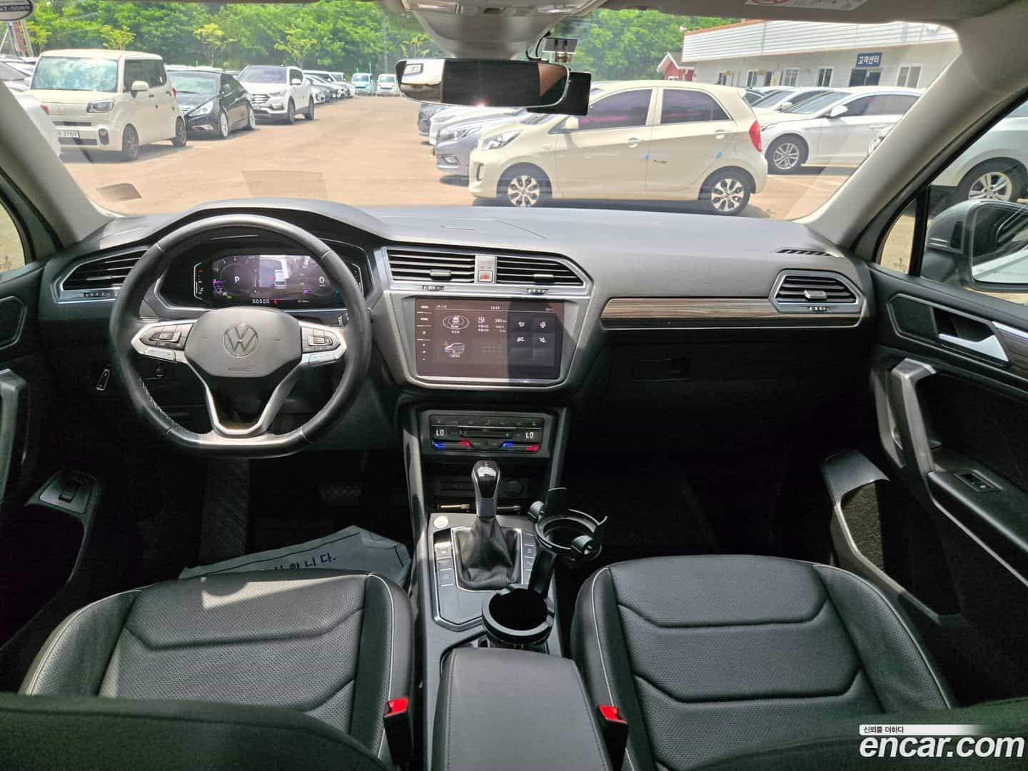 Tiguan Volkswagen 2023.11-INNER-009