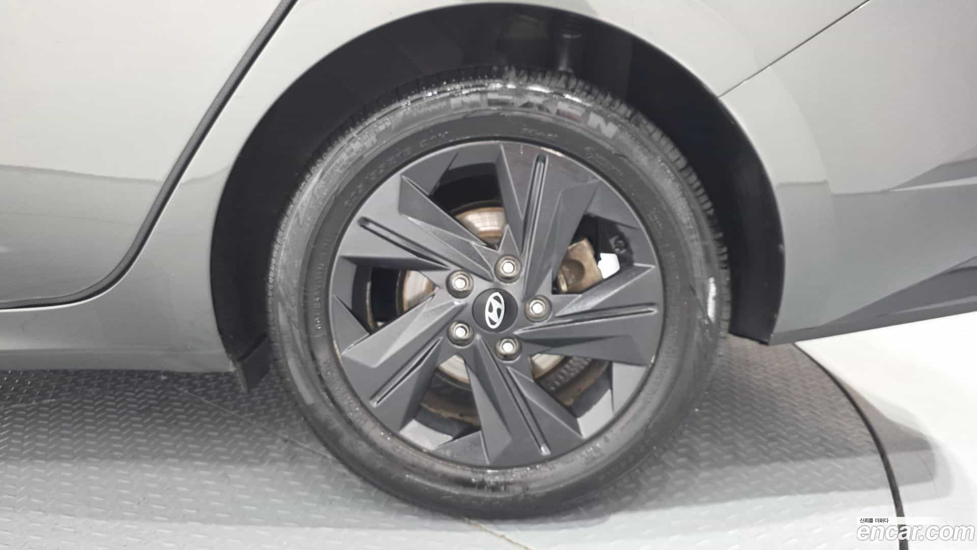 AVANTE Hyundai 2020.7-OUTER-031