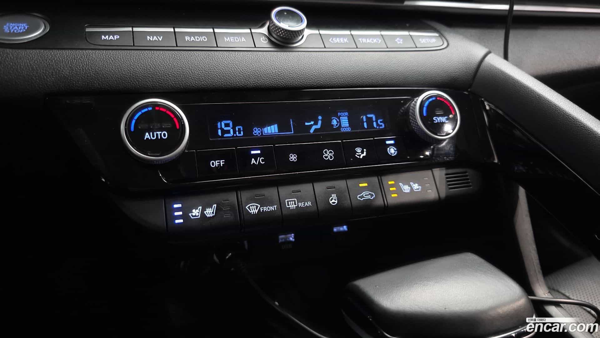 AVANTE Hyundai 2020.7-OPTION-044