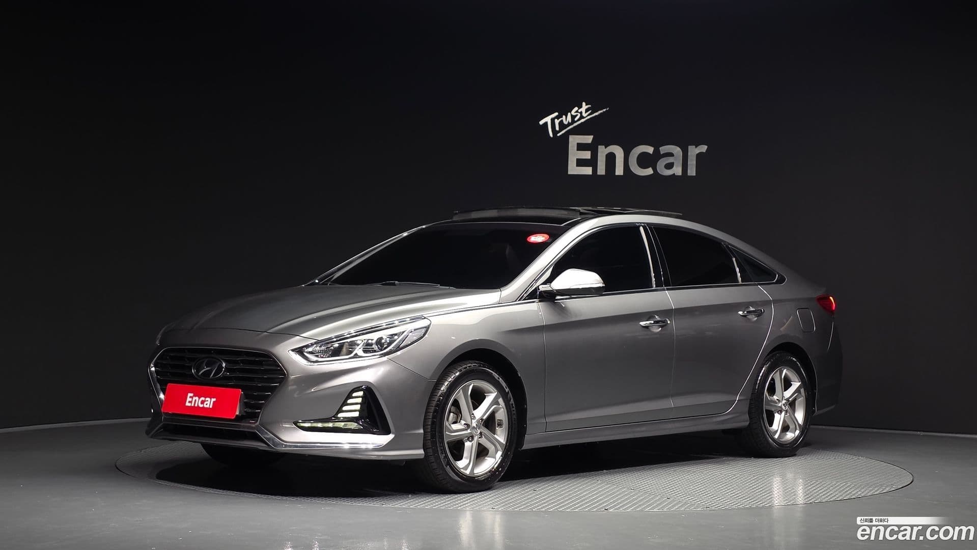 Main__Slider__Photo:Sonata Hyundai 2017.10-0