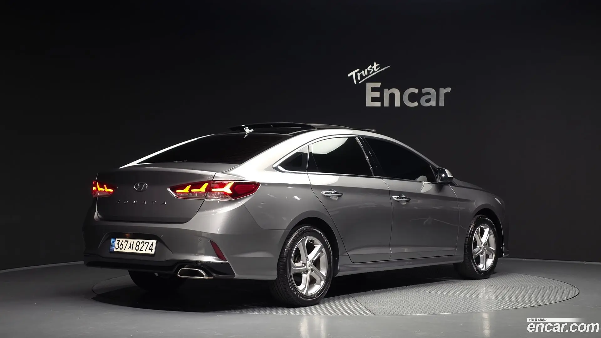 Main__Slider__Photo:Sonata Hyundai 2017.10-1