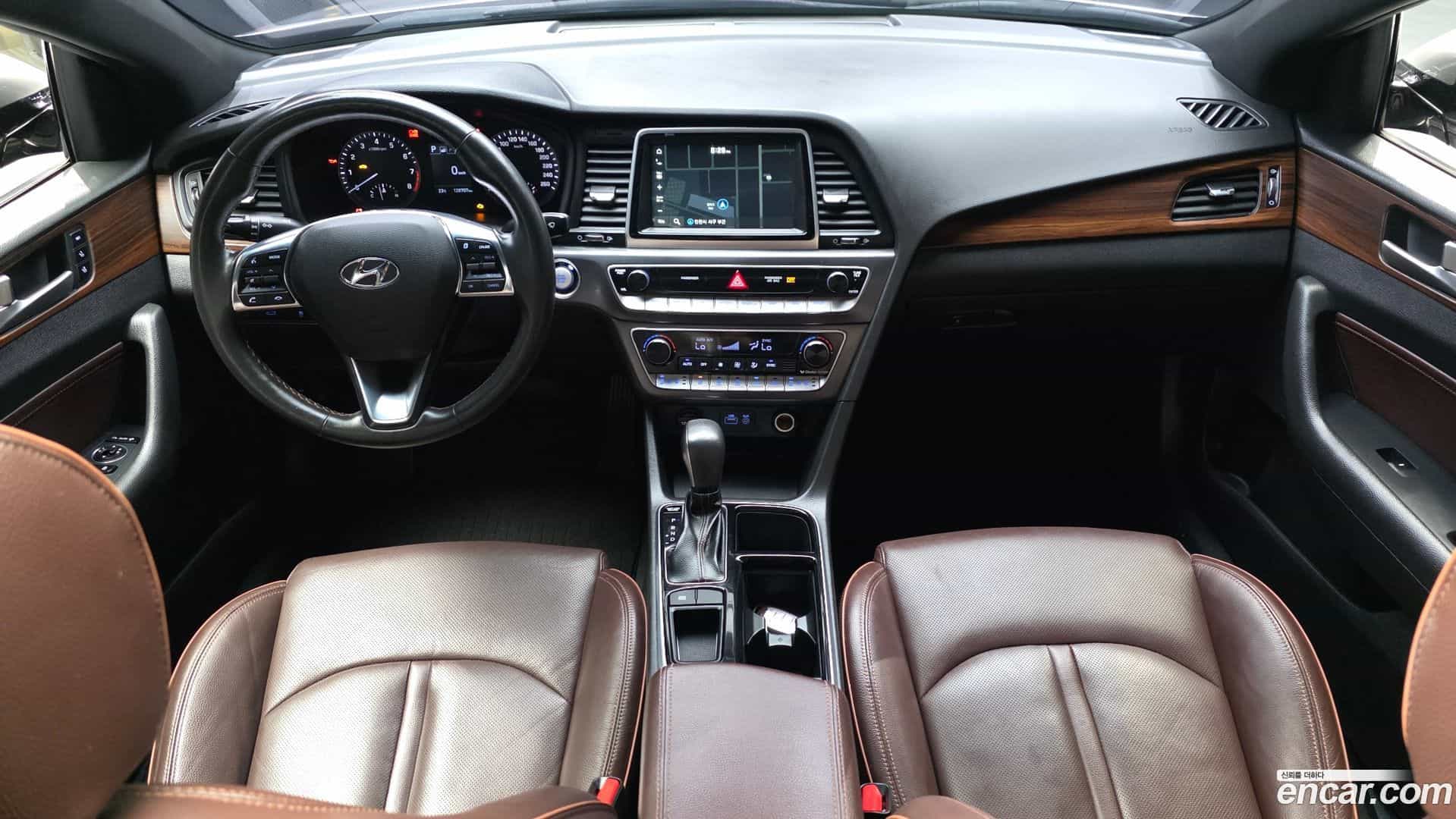 Sonata Hyundai 2017.10-INNER-007