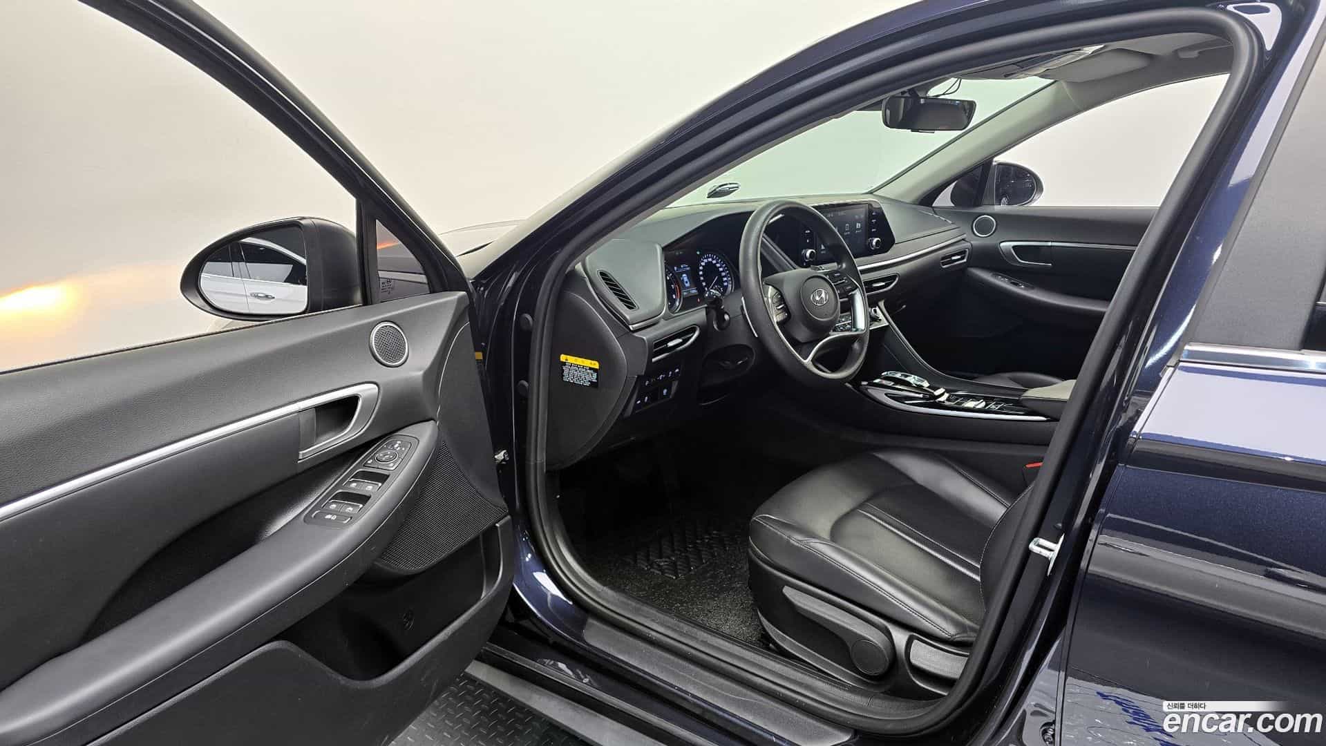 Sonata Hyundai 2020.4-INNER-010