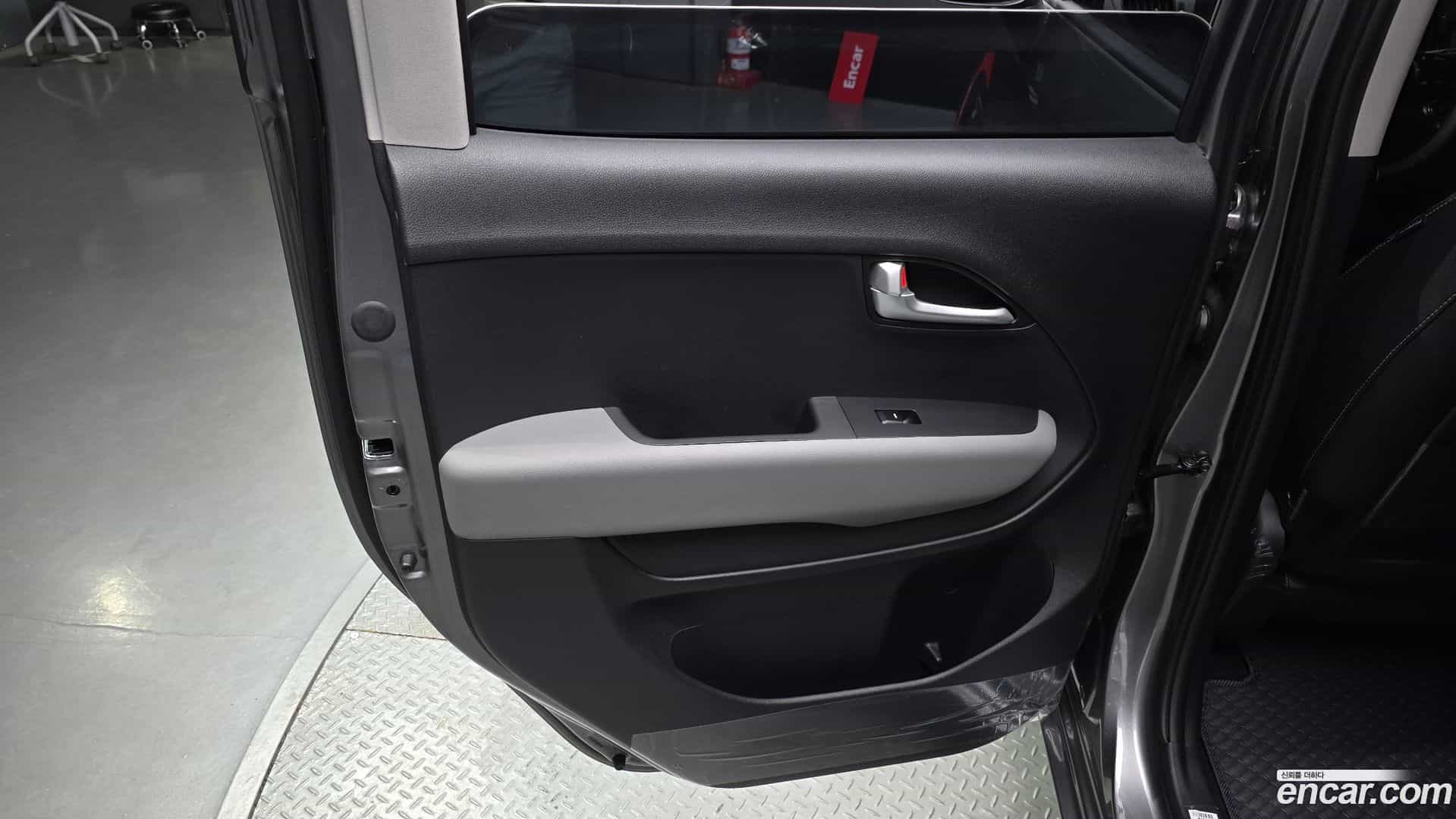 RAY Kia 2025.8-INNER-035