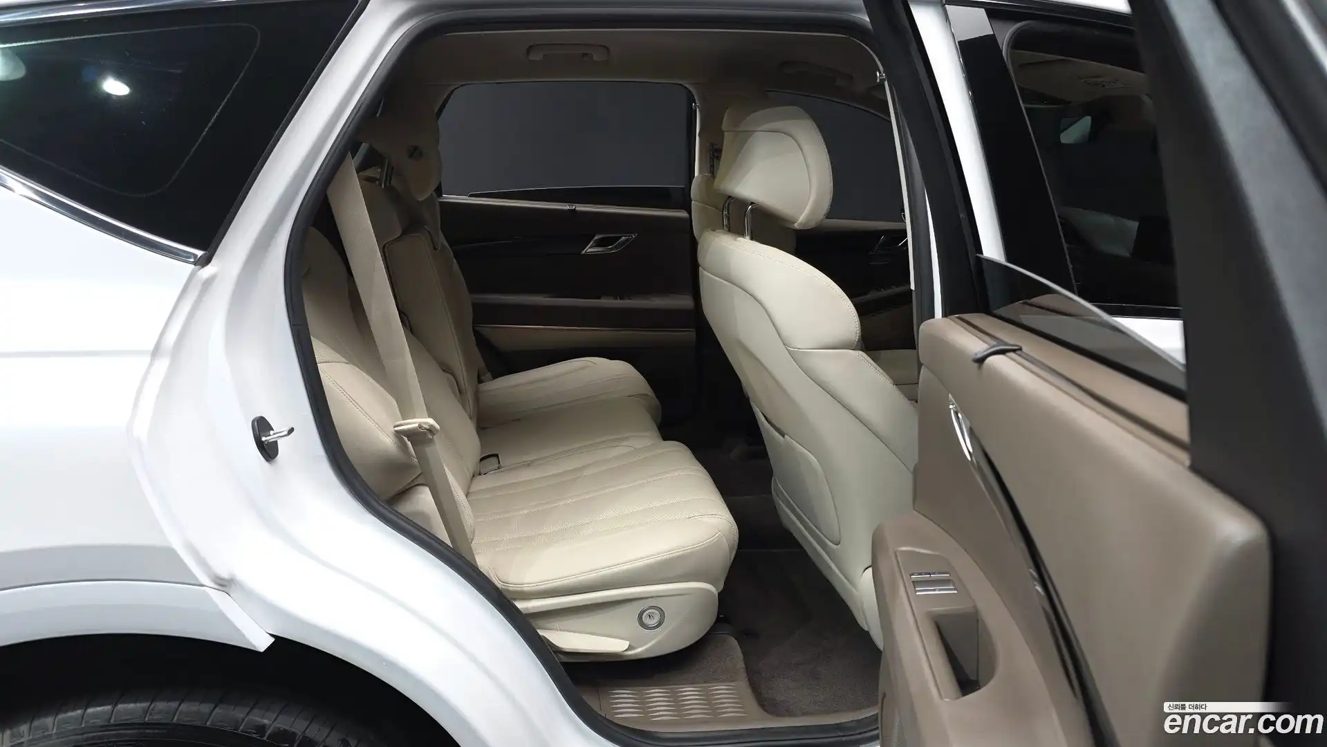 GV80 Genesis 2023.6-OPTION-016