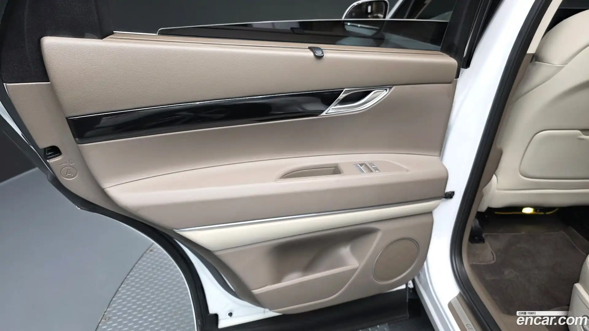 GV80 Genesis 2023.6-INNER-035