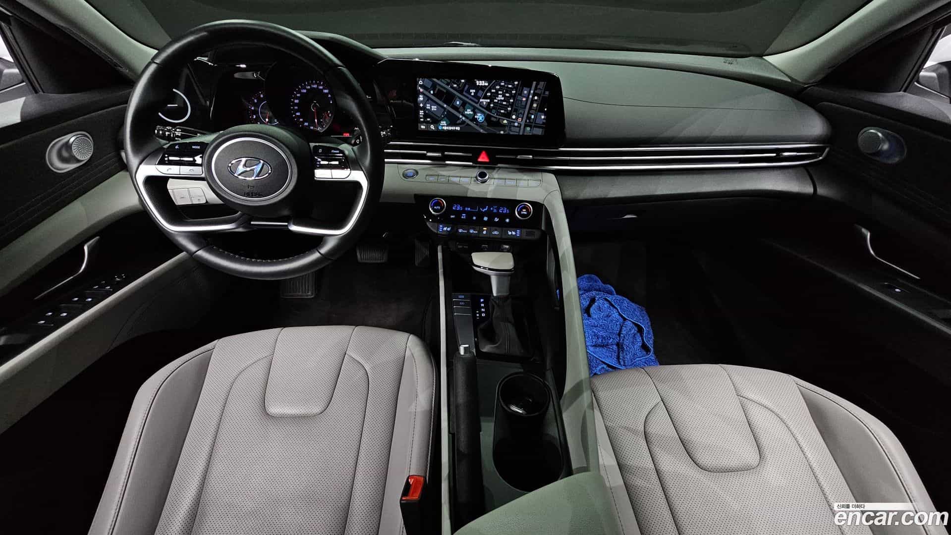 AVANTE Hyundai 2022.6-INNER-007