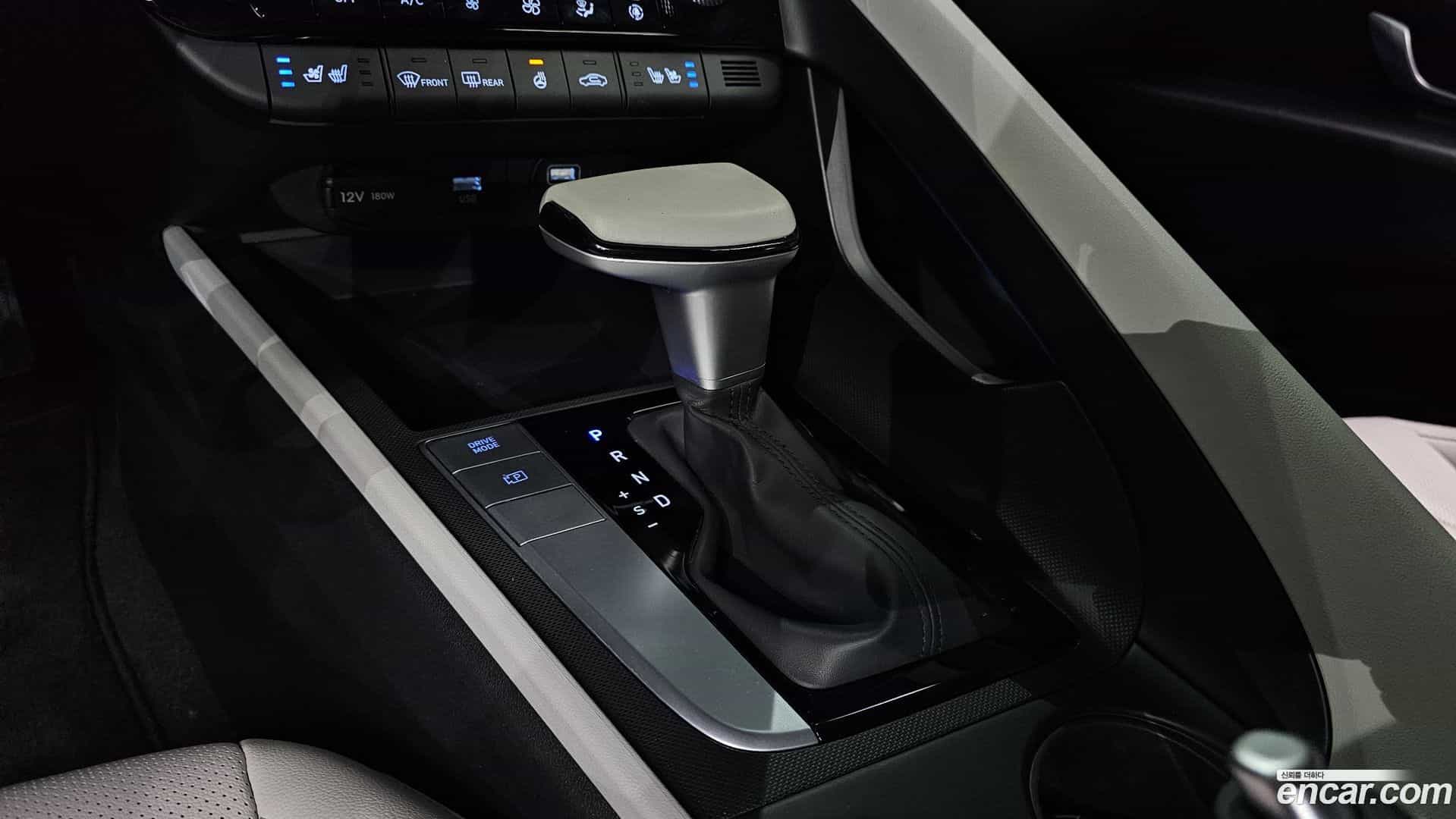 AVANTE Hyundai 2022.6-INNER-009