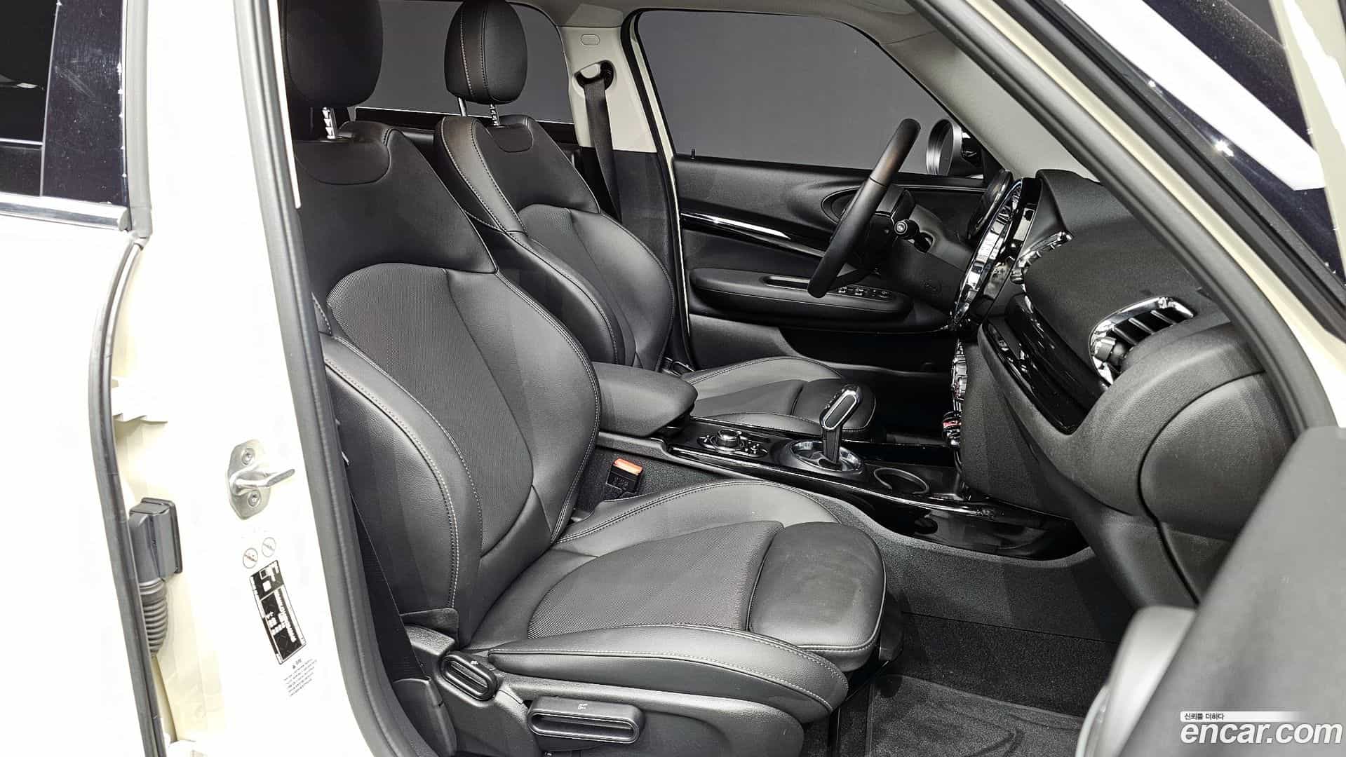 Clubman Mini 2022.4-OPTION-015