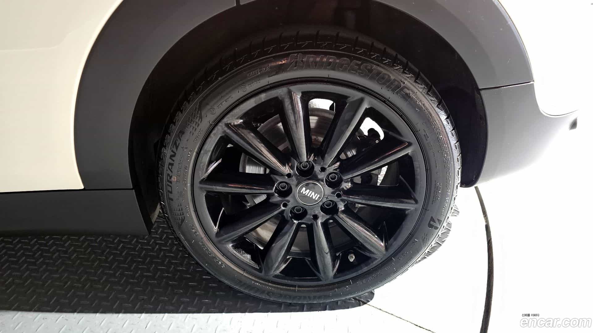 Clubman Mini 2022.4-OUTER-031