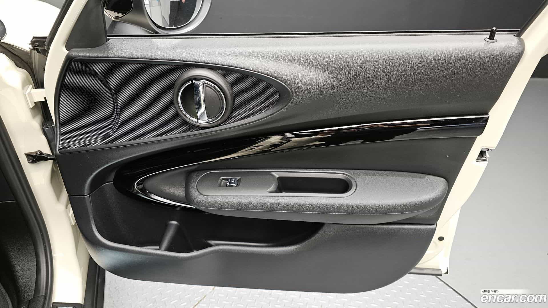 Clubman Mini 2022.4-INNER-034