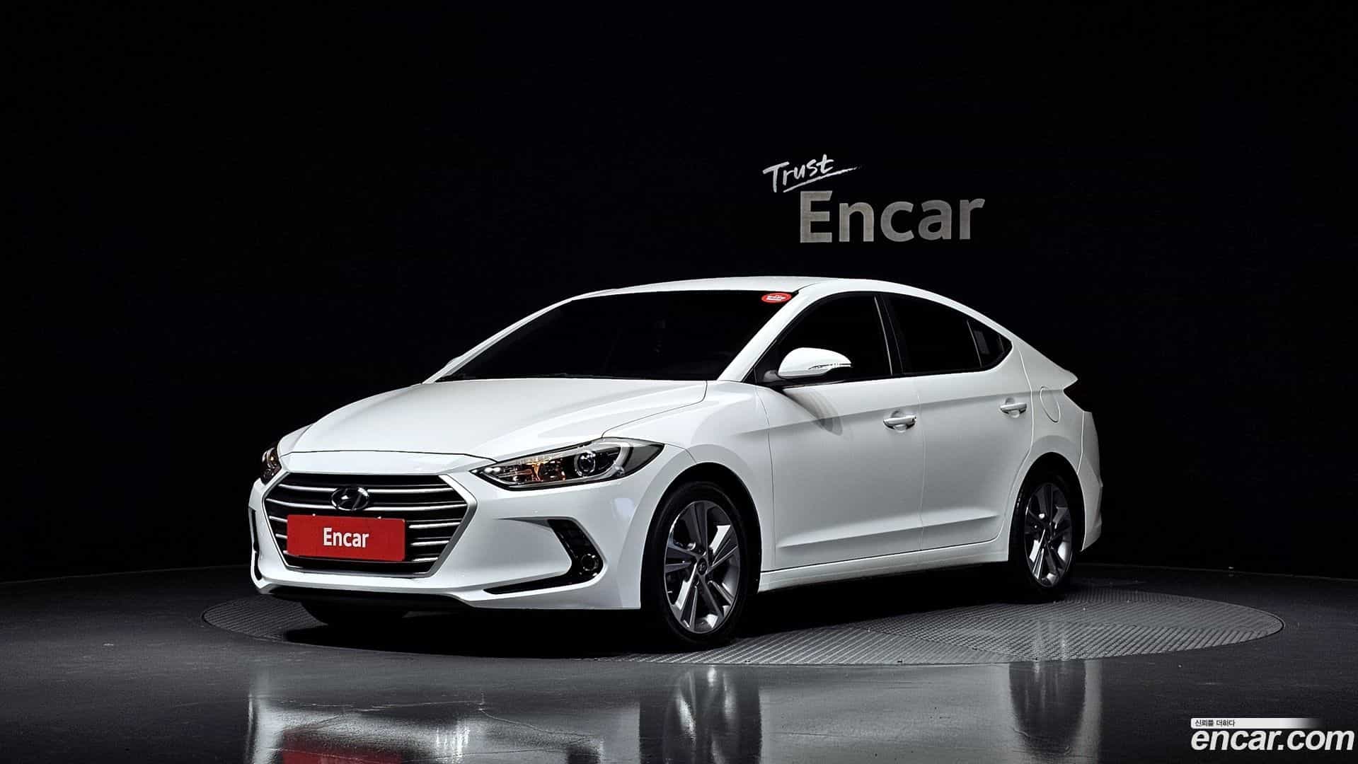 AVANTE Hyundai 2017.7-OUTER-001
