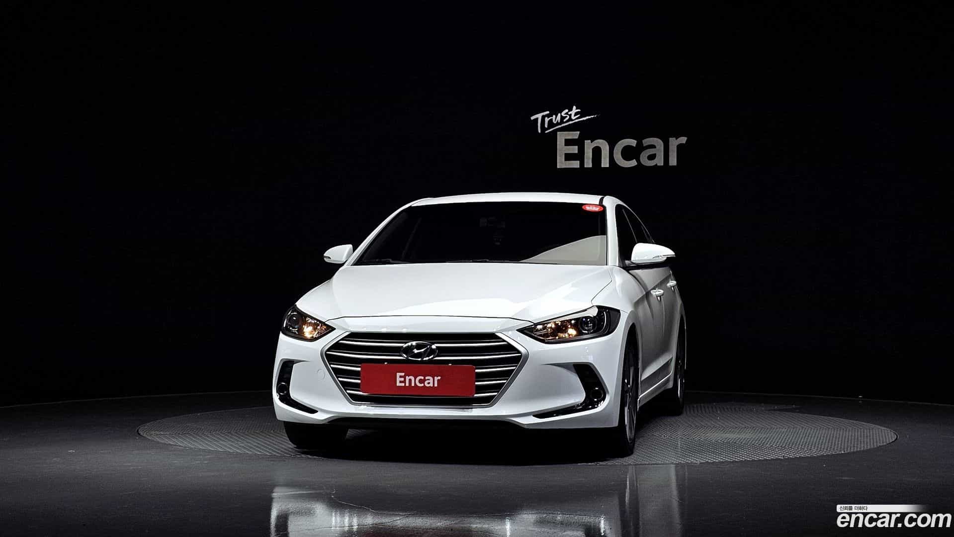 AVANTE Hyundai 2017.7-OUTER-003