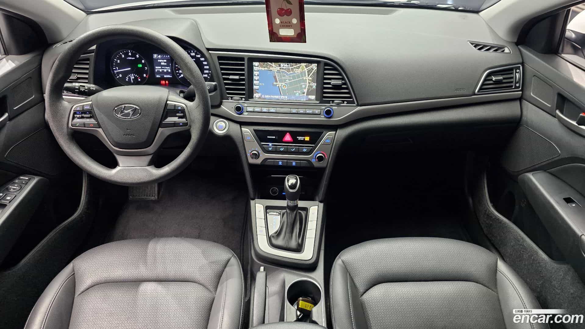 AVANTE Hyundai 2017.7-INNER-007