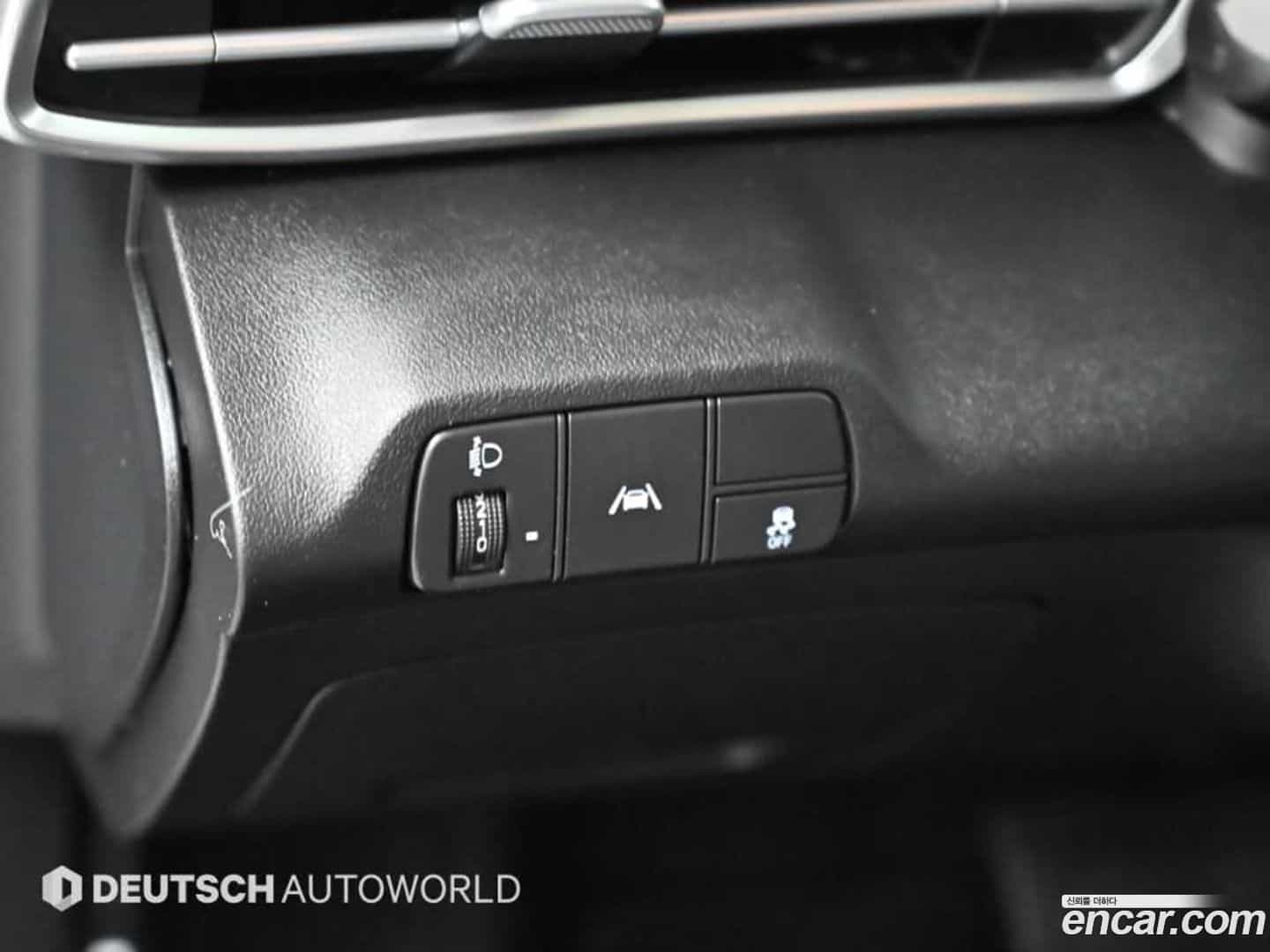 AVANTE Hyundai 2022.11-OPTION-021