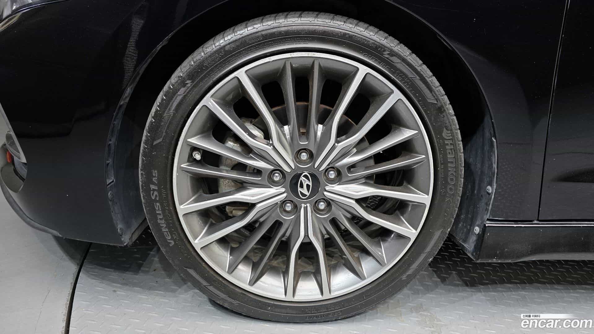 AVANTE Hyundai 2018.5-OUTER-005