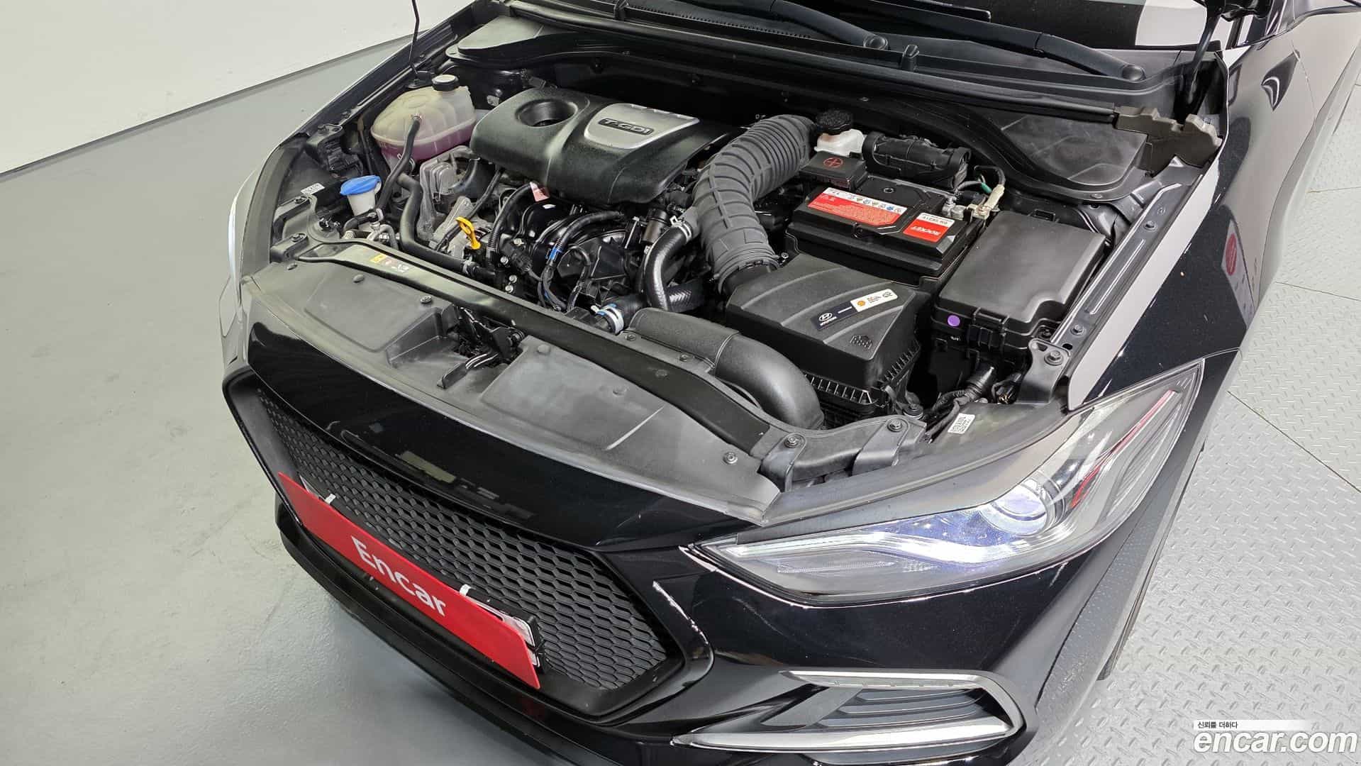 AVANTE Hyundai 2018.5-OUTER-006