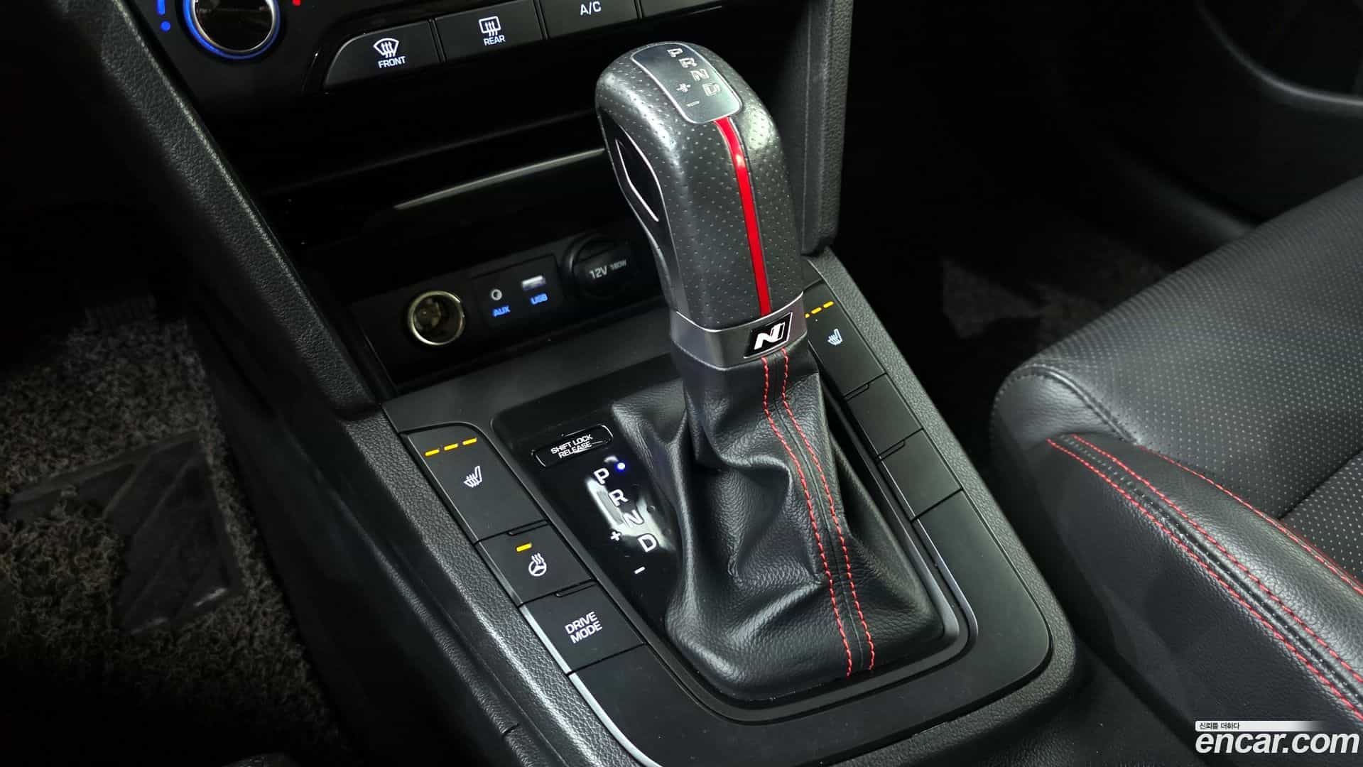 AVANTE Hyundai 2018.5-INNER-009