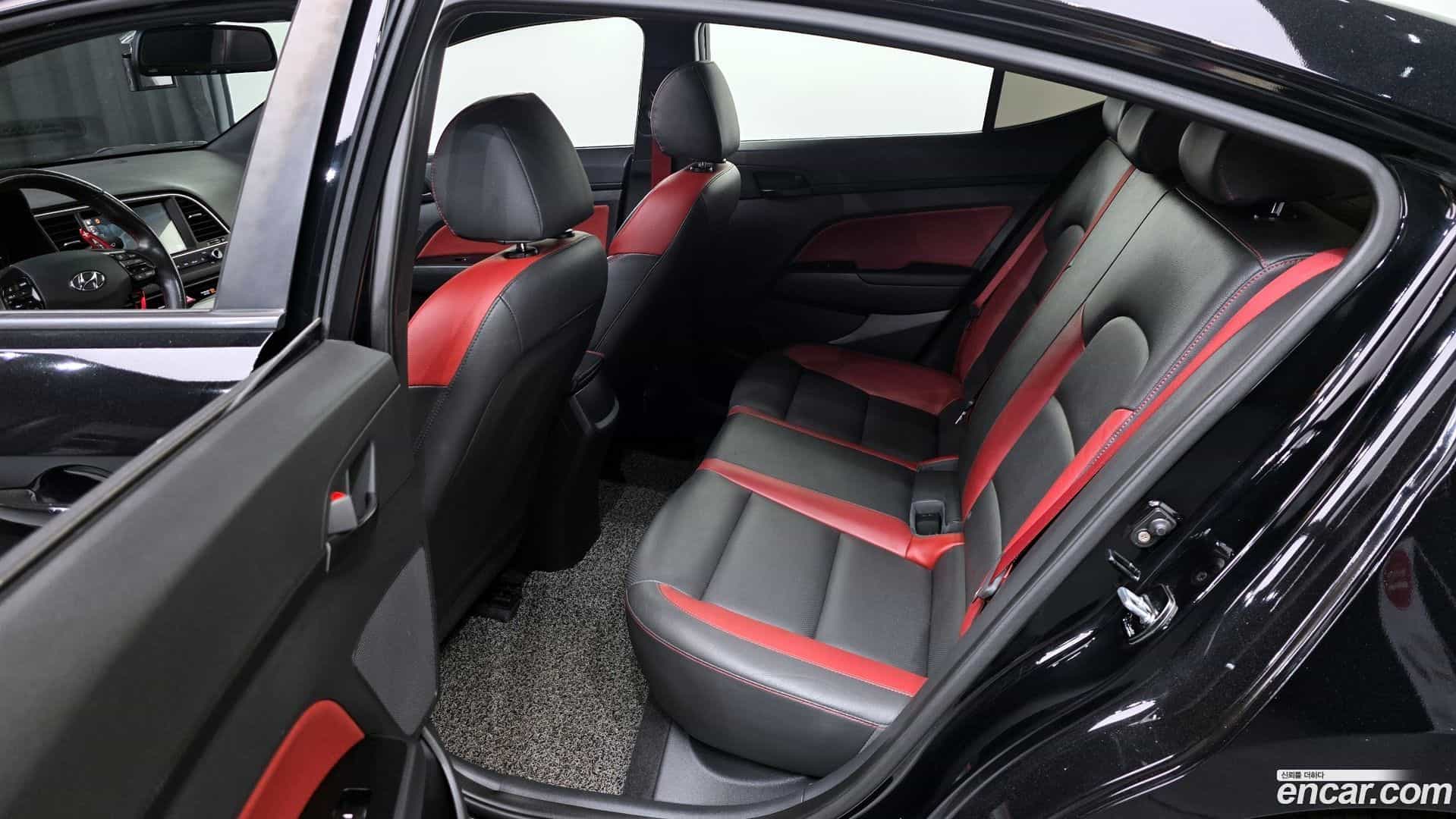 AVANTE Hyundai 2018.5-OPTION-016