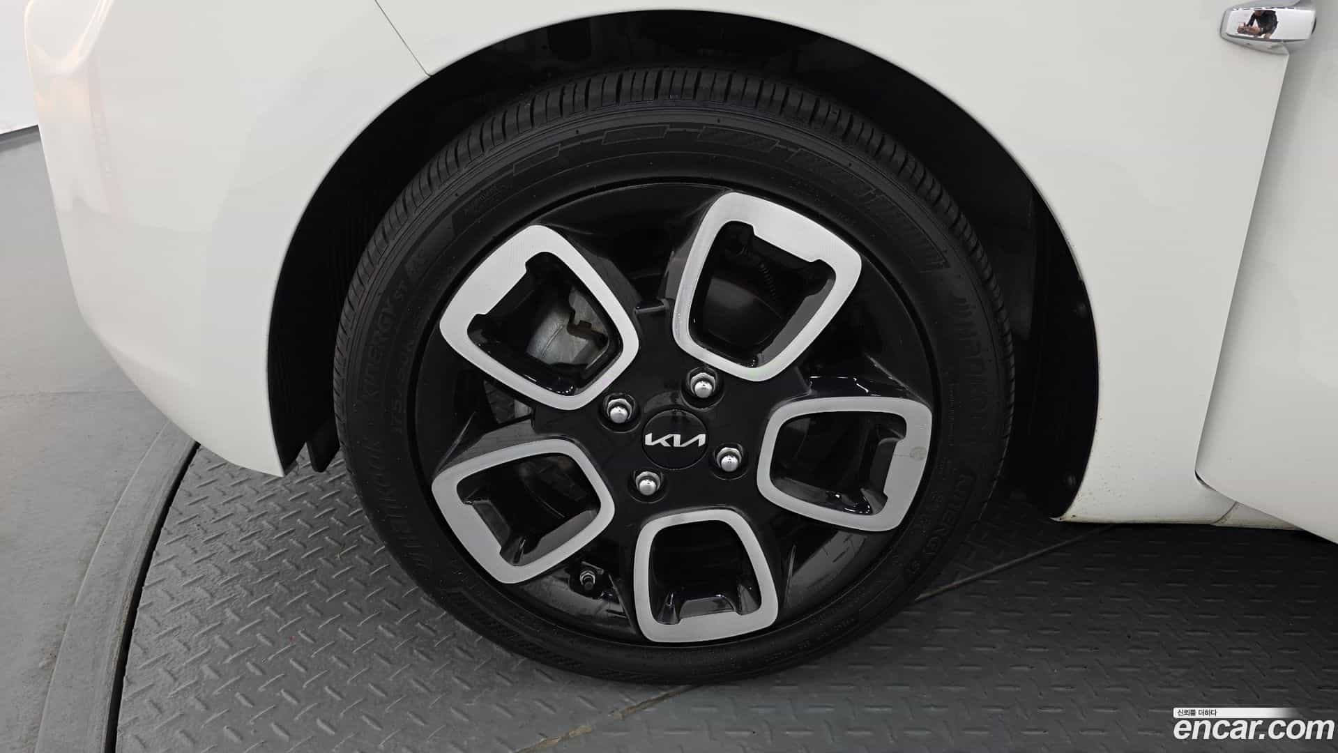 RAY Kia 2021.6-OUTER-005