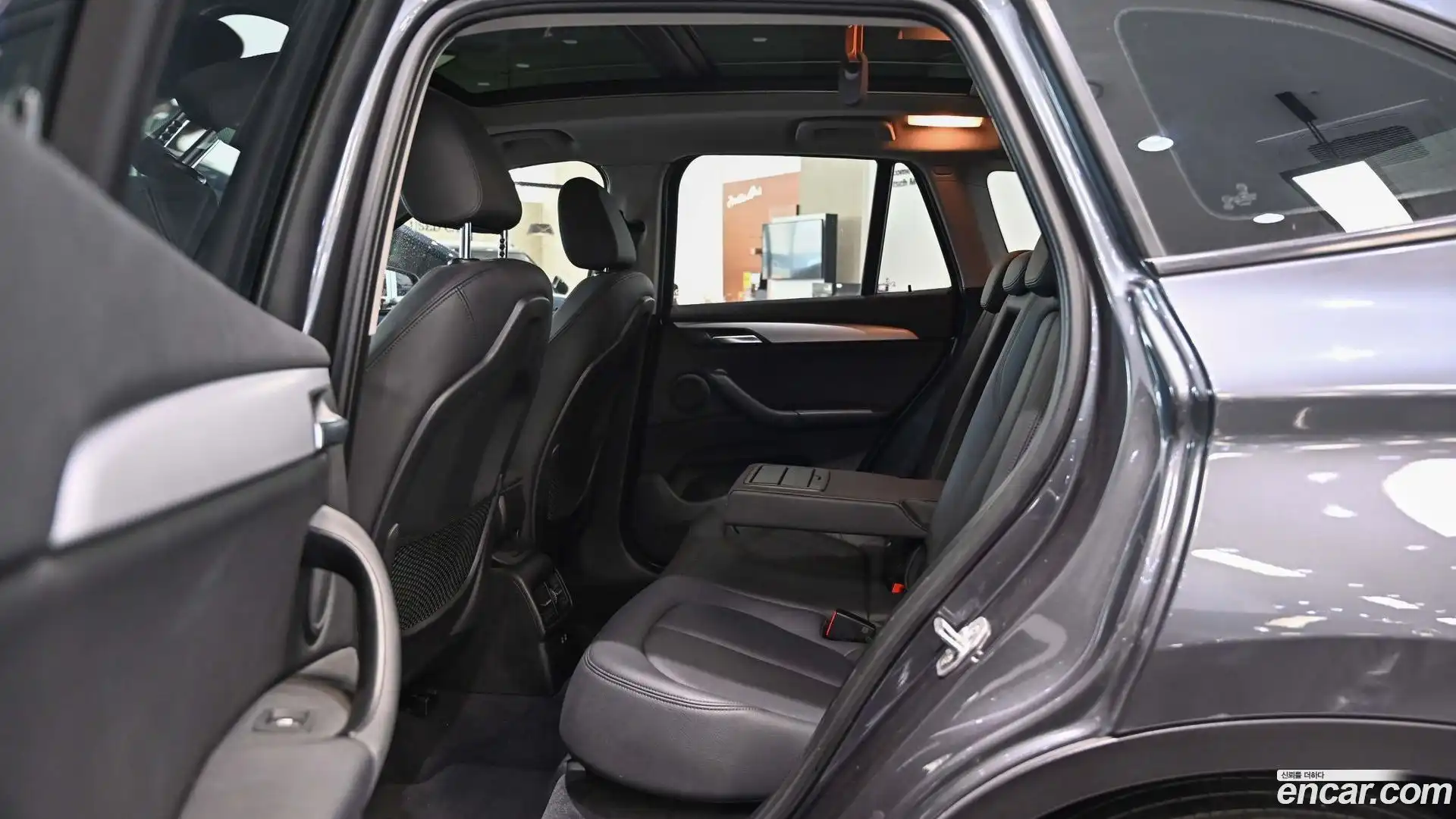 X1 BMW 2019.5-INNER-010