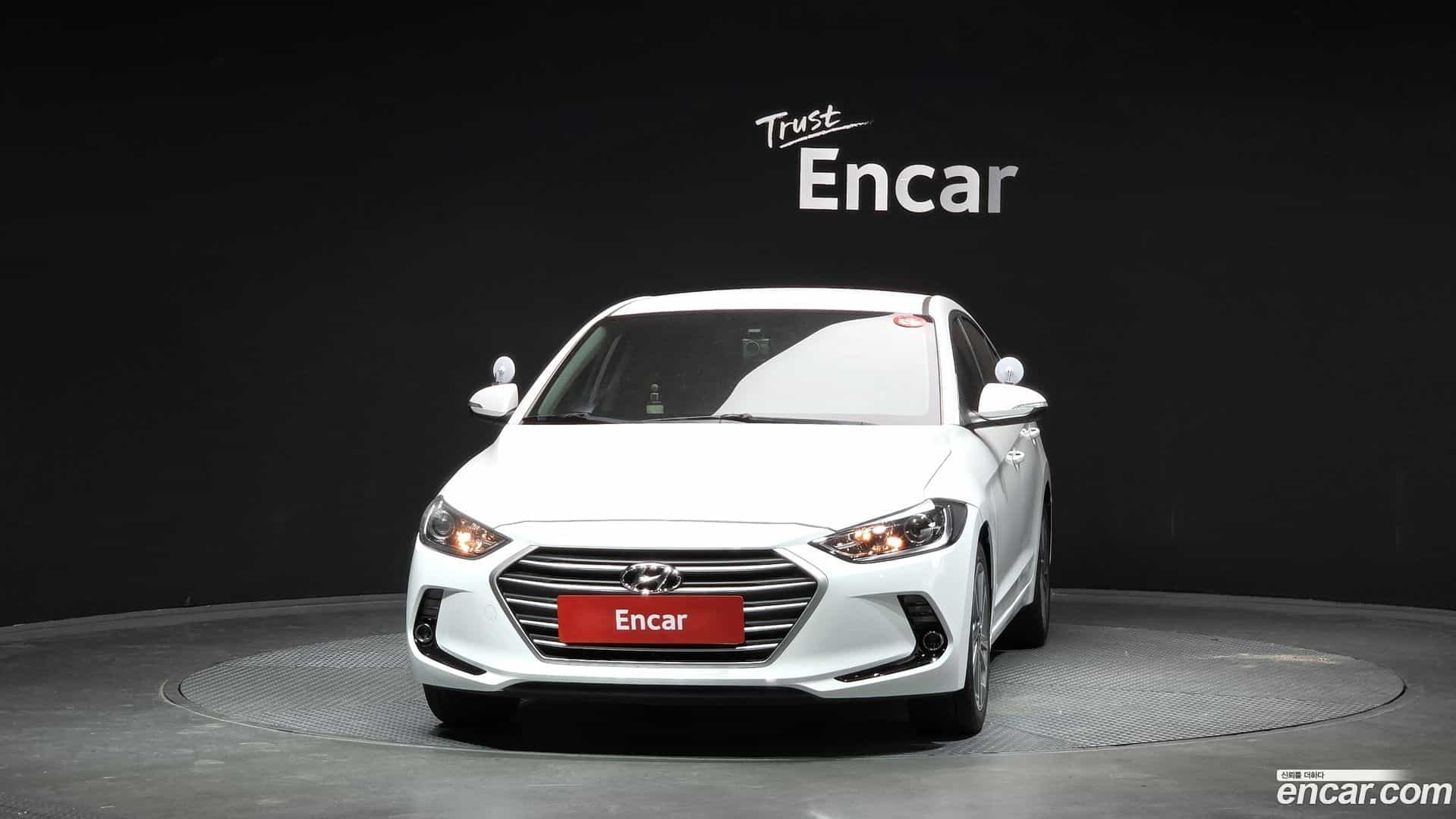 AVANTE Hyundai 2018.7-OUTER-003